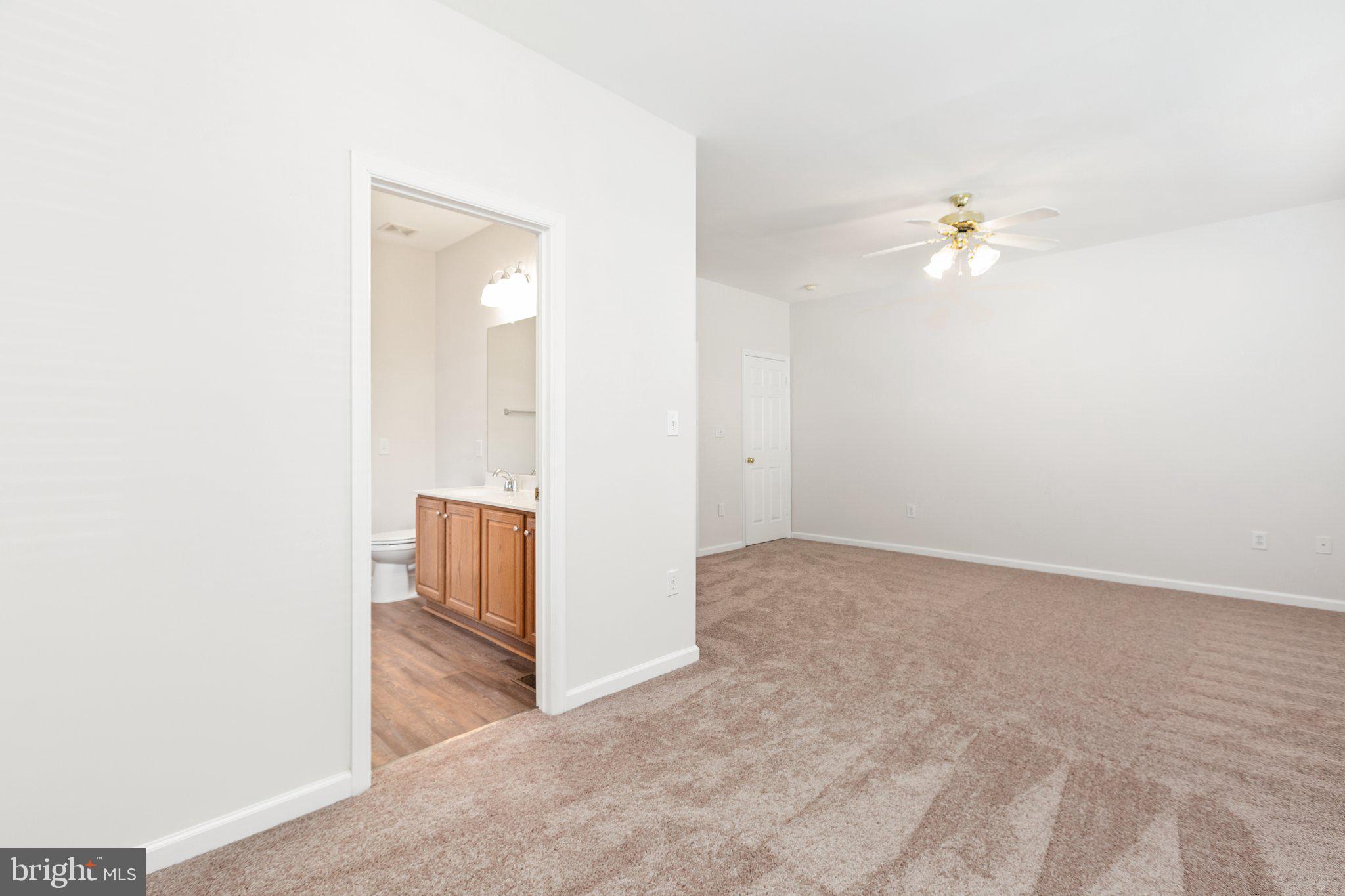 LEE'S HILL - Residential