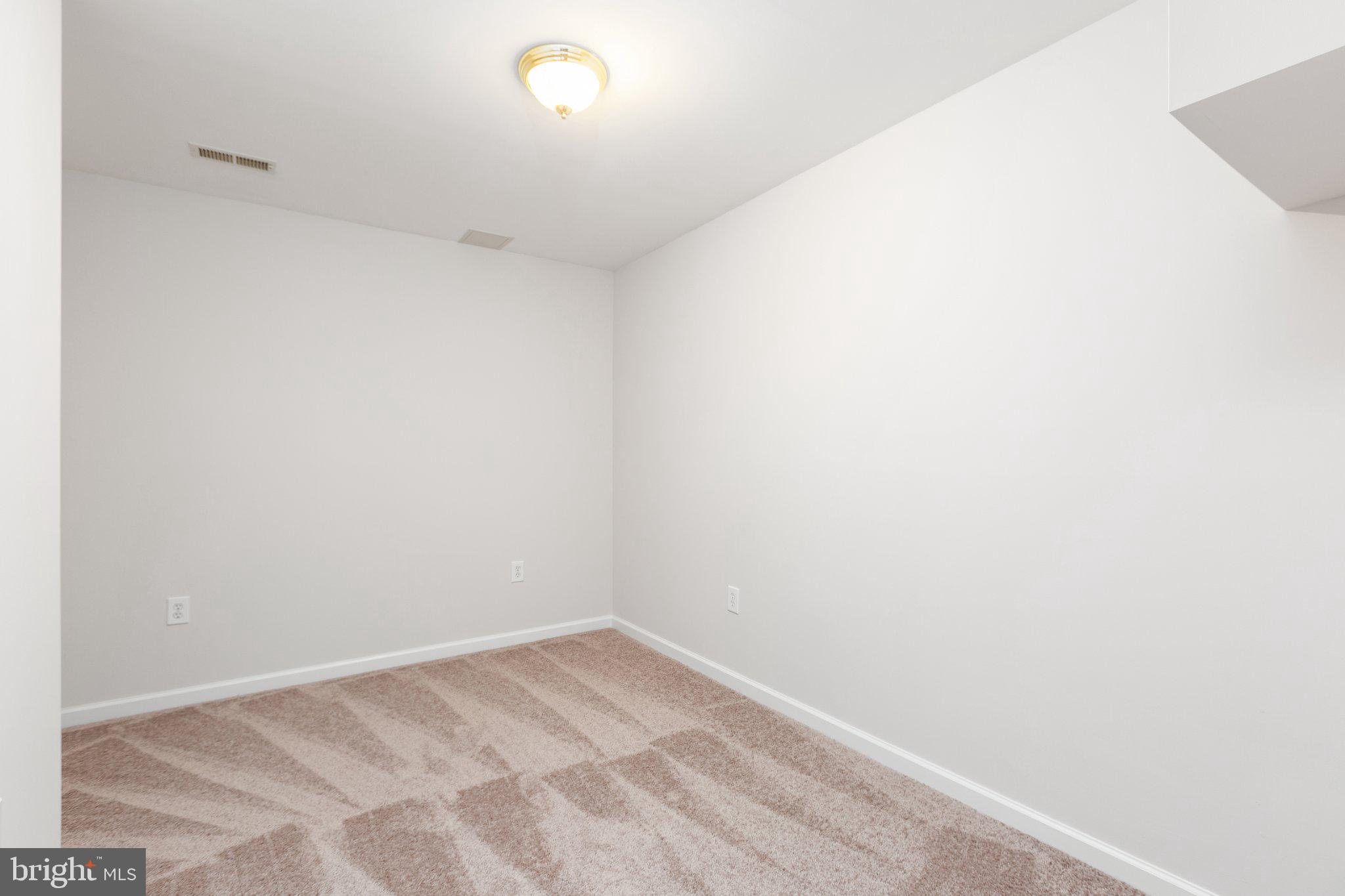 LEE'S HILL - Residential