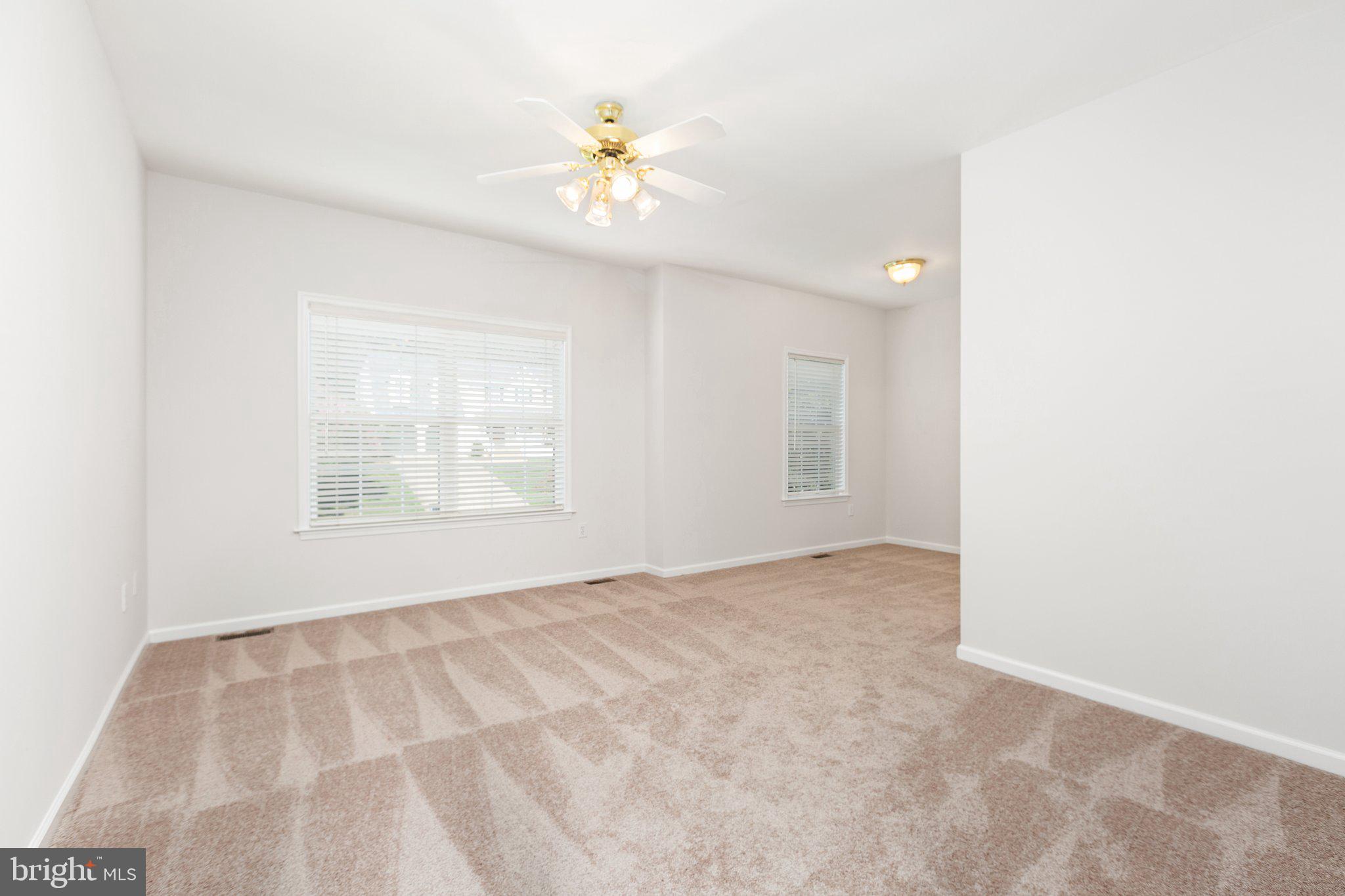 LEE'S HILL - Residential