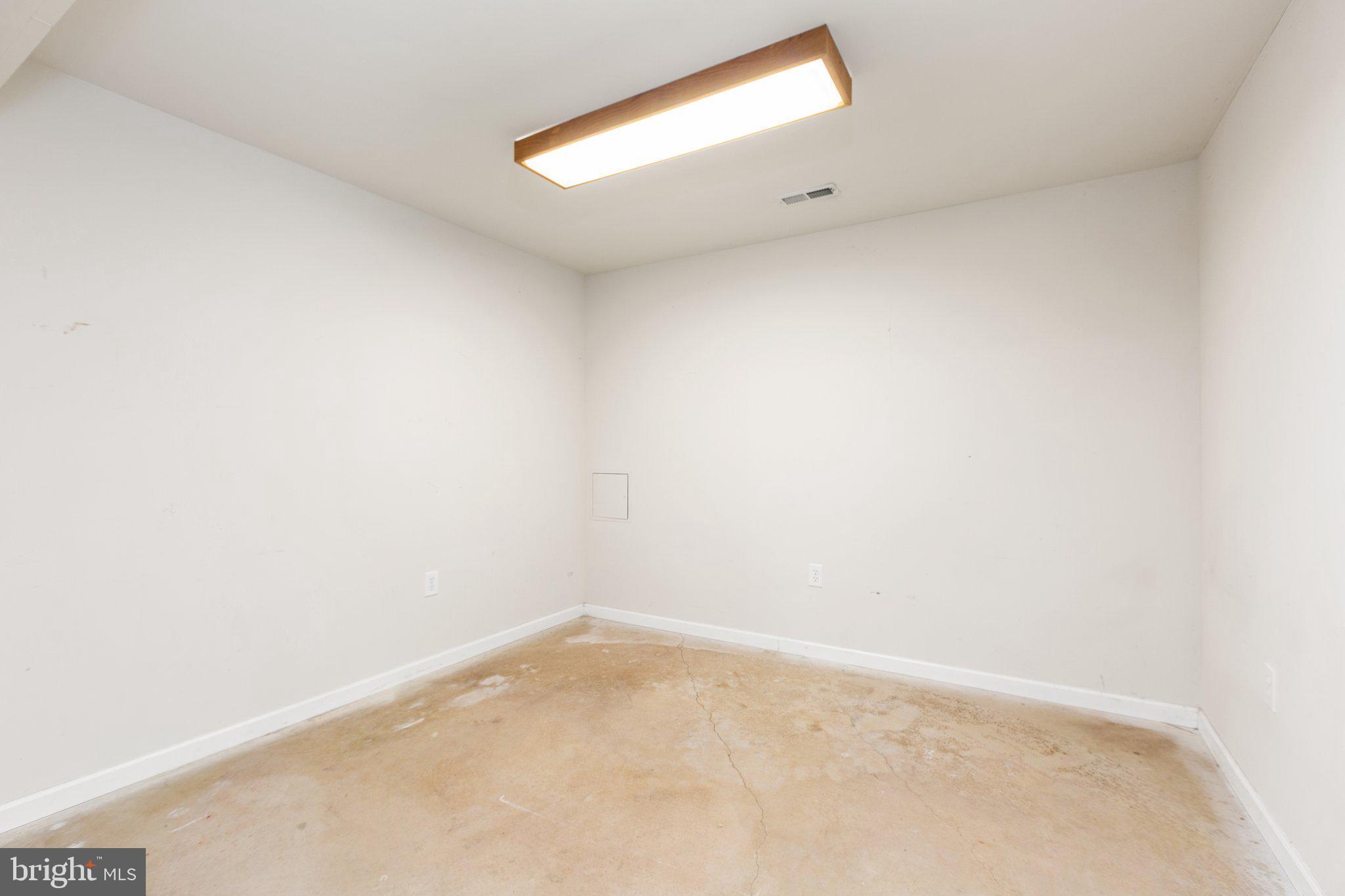 LEE'S HILL - Residential