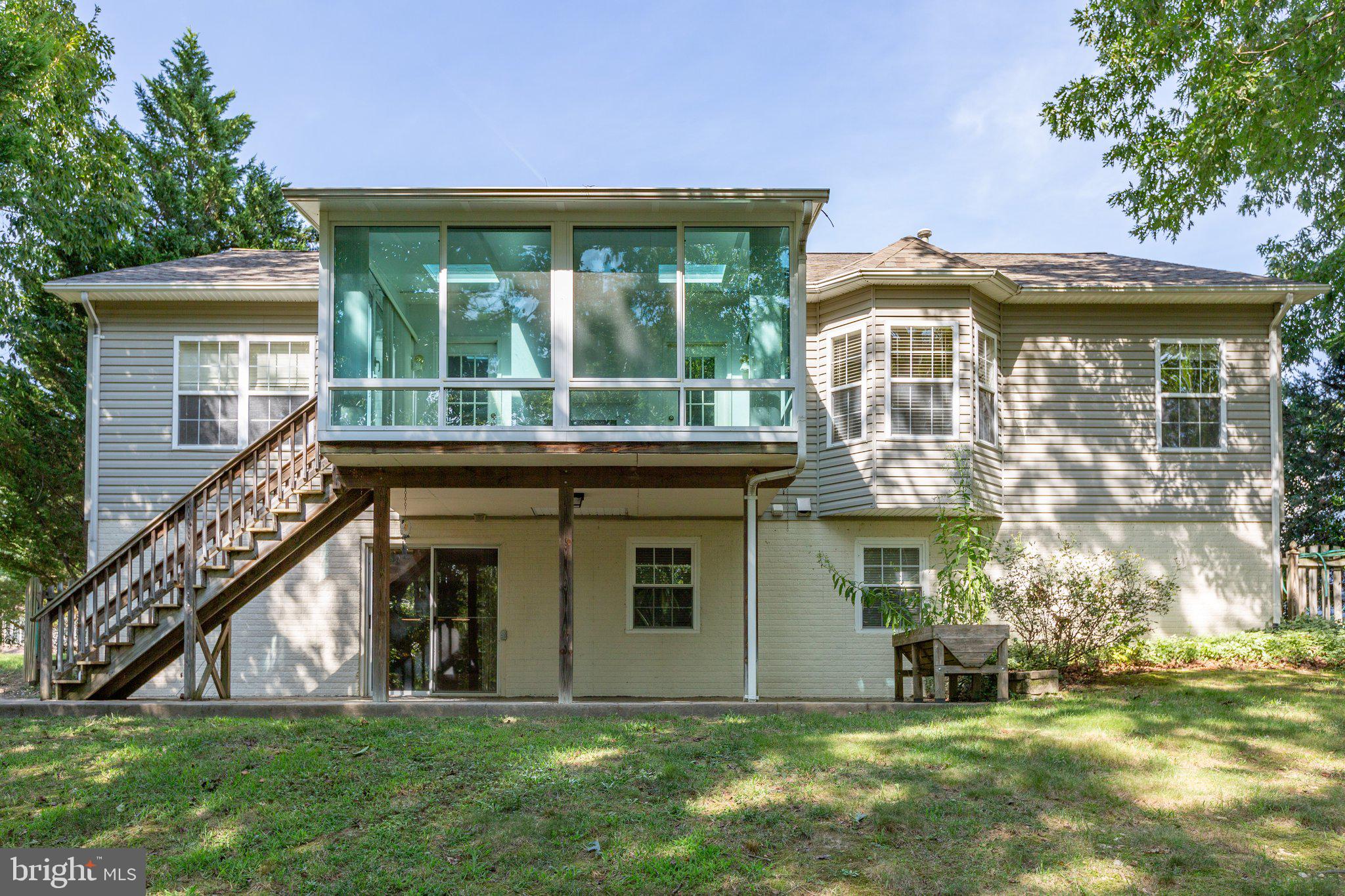 LEE'S HILL - Residential