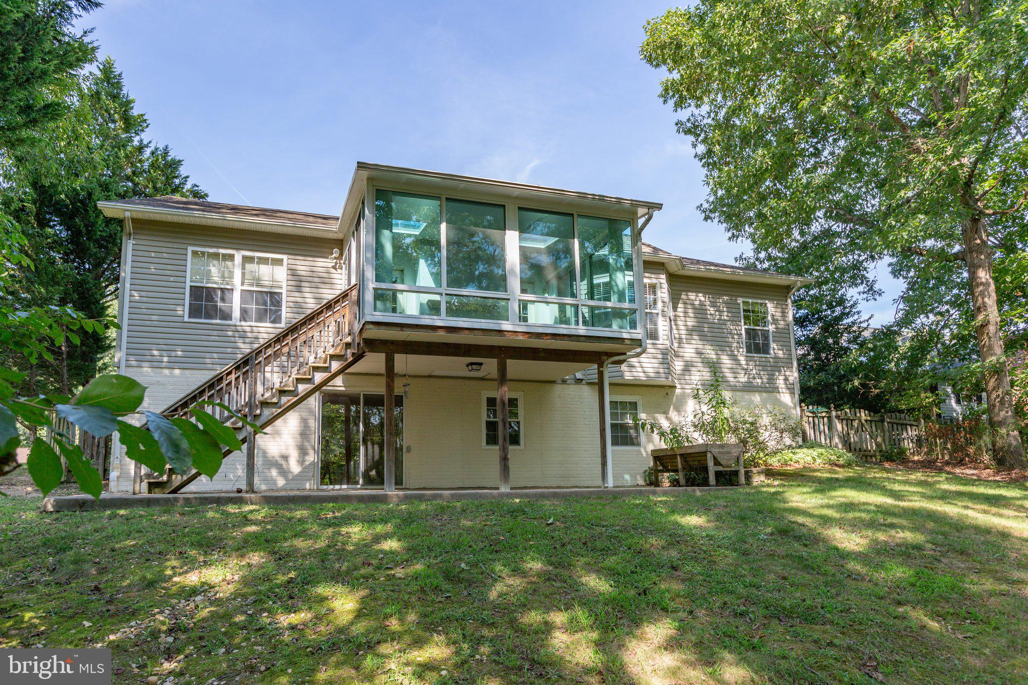 LEE'S HILL - Residential