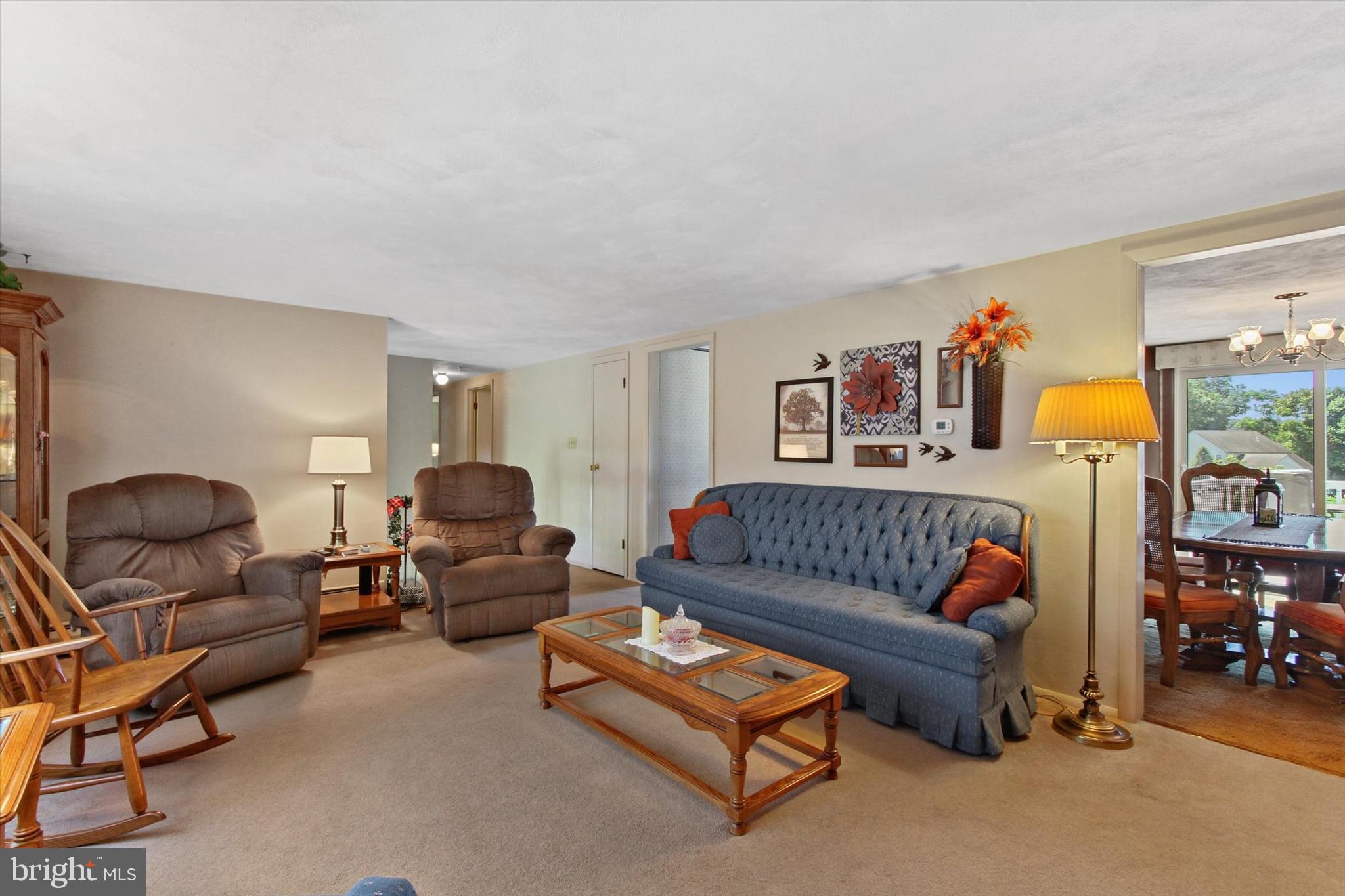 FOREST HILLS - Residential