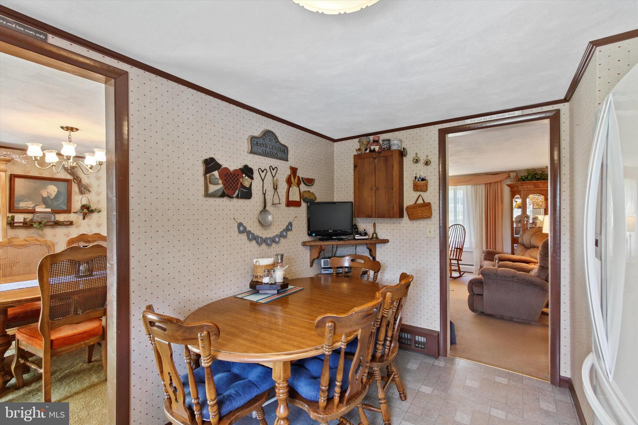 FOREST HILLS - Residential