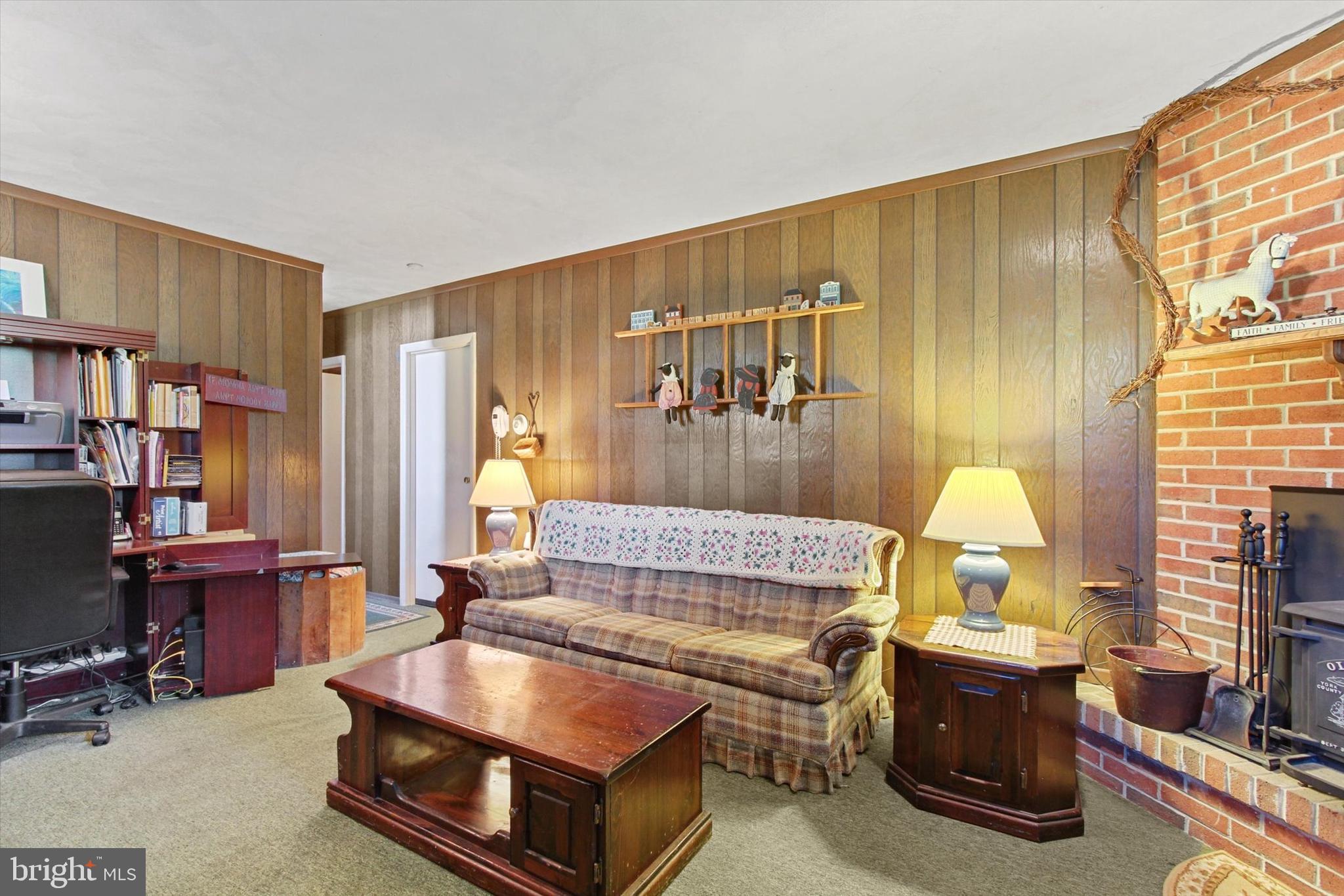 FOREST HILLS - Residential