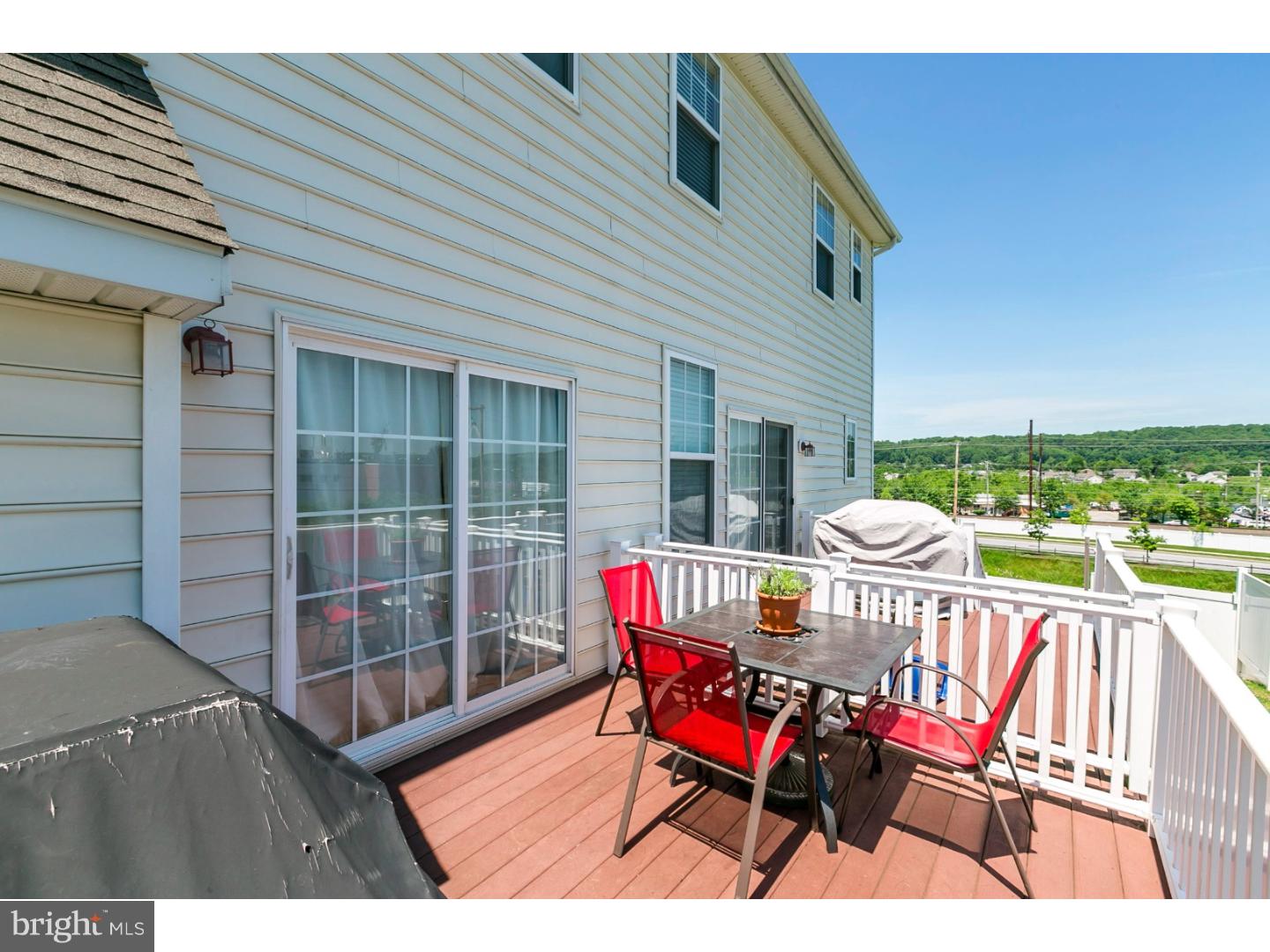 MEWS AT BAILEY STATION - Residential