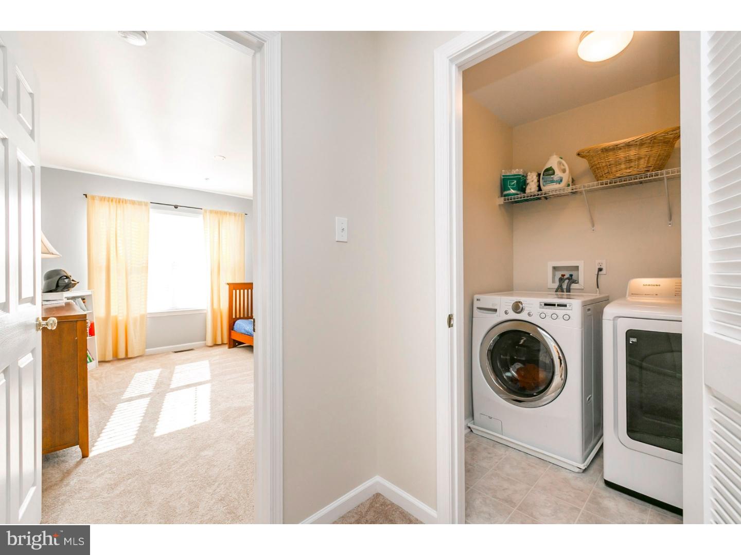 MEWS AT BAILEY STATION - Residential