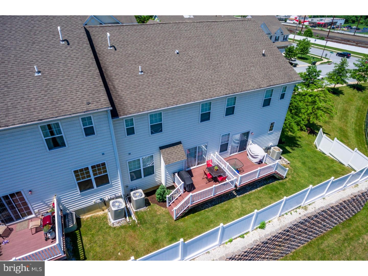 MEWS AT BAILEY STATION - Residential