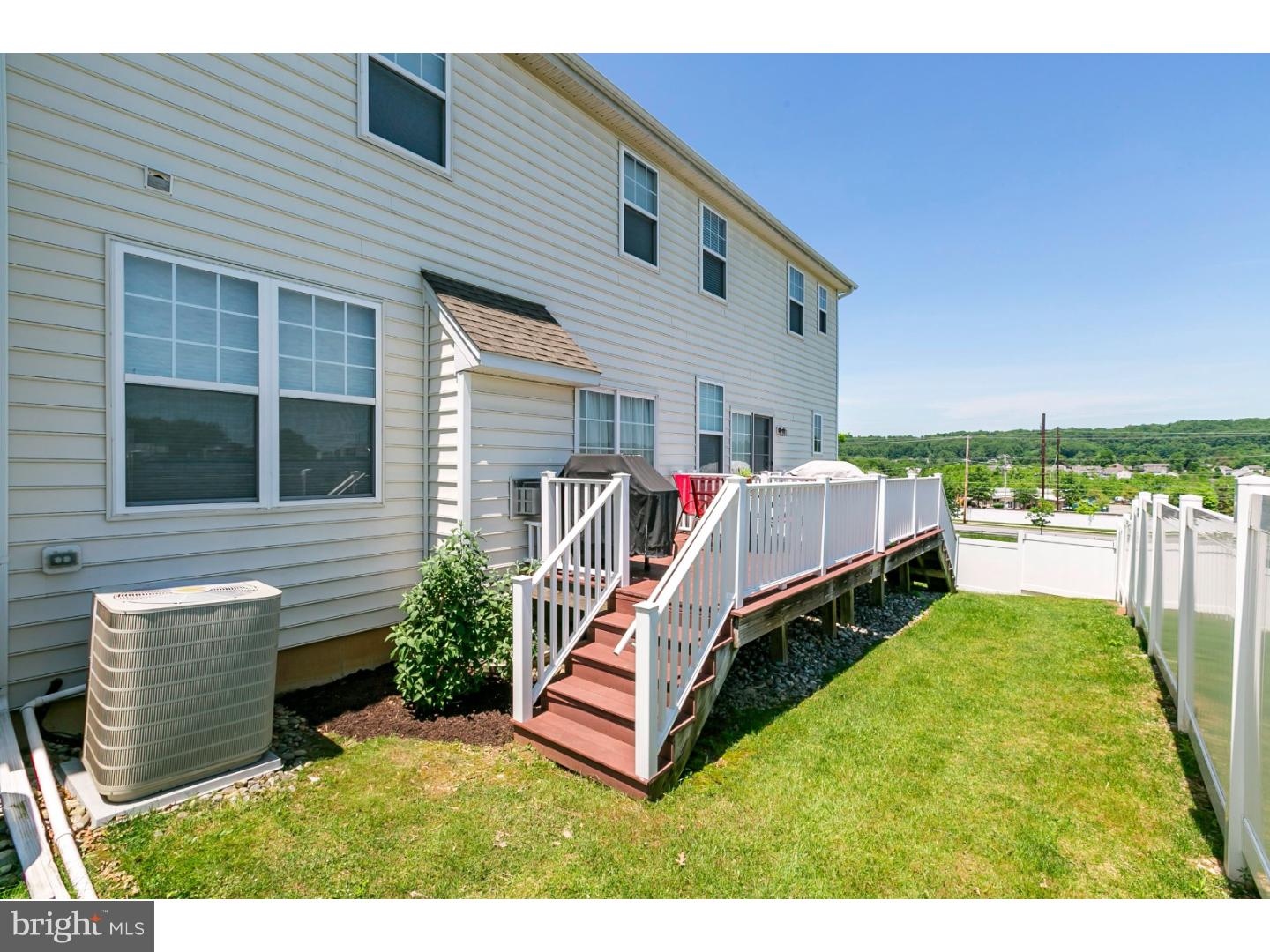 MEWS AT BAILEY STATION - Residential
