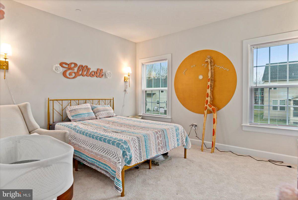 OAK CREEK CLUB - Residential Lease