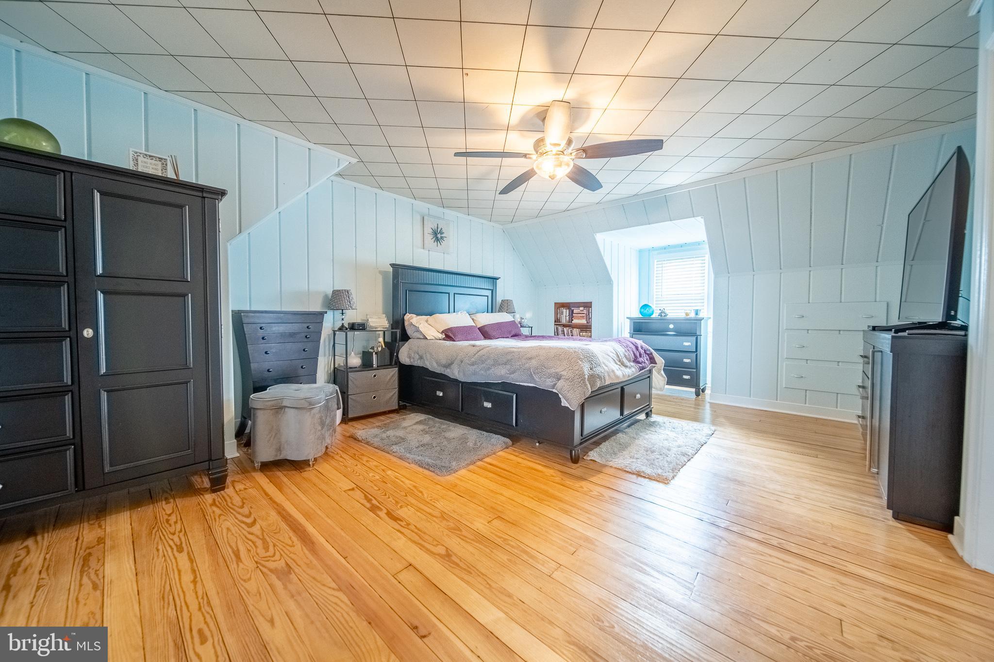 VALLEY VIEW - Residential