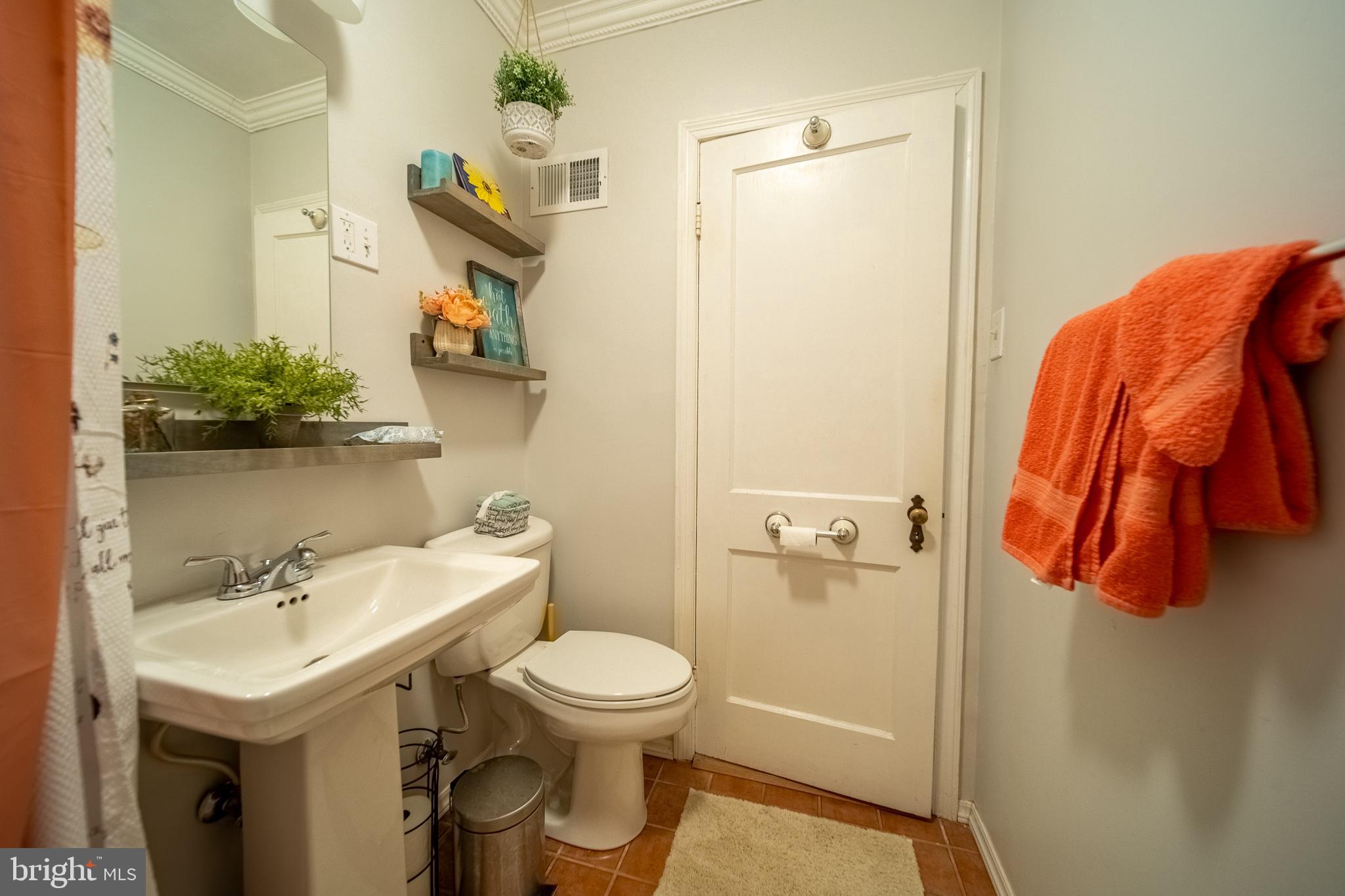 VALLEY VIEW - Residential