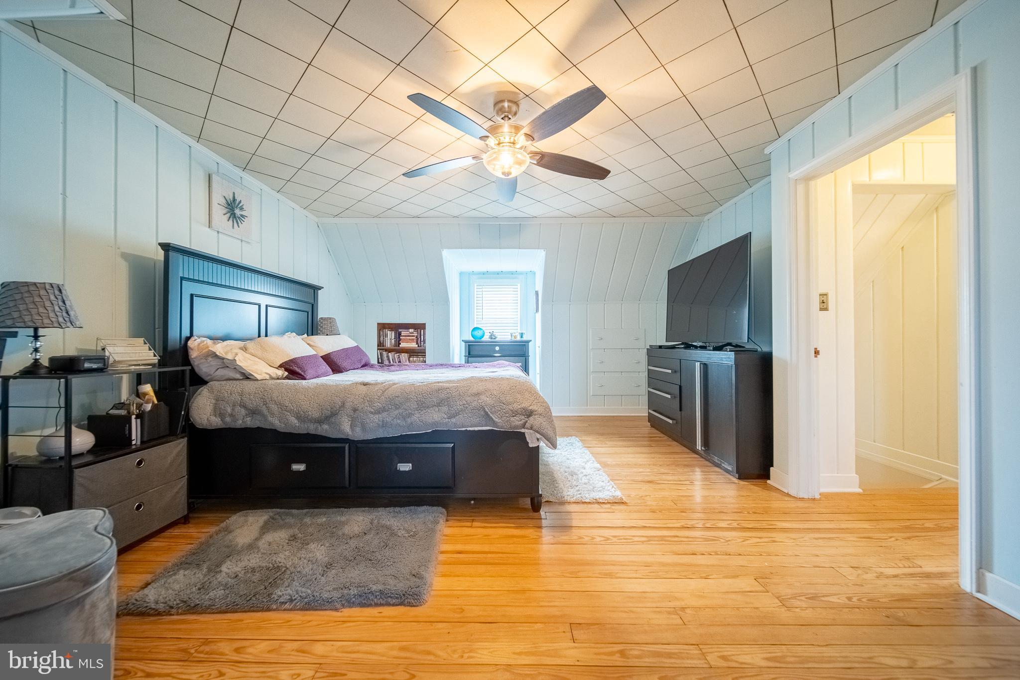 VALLEY VIEW - Residential