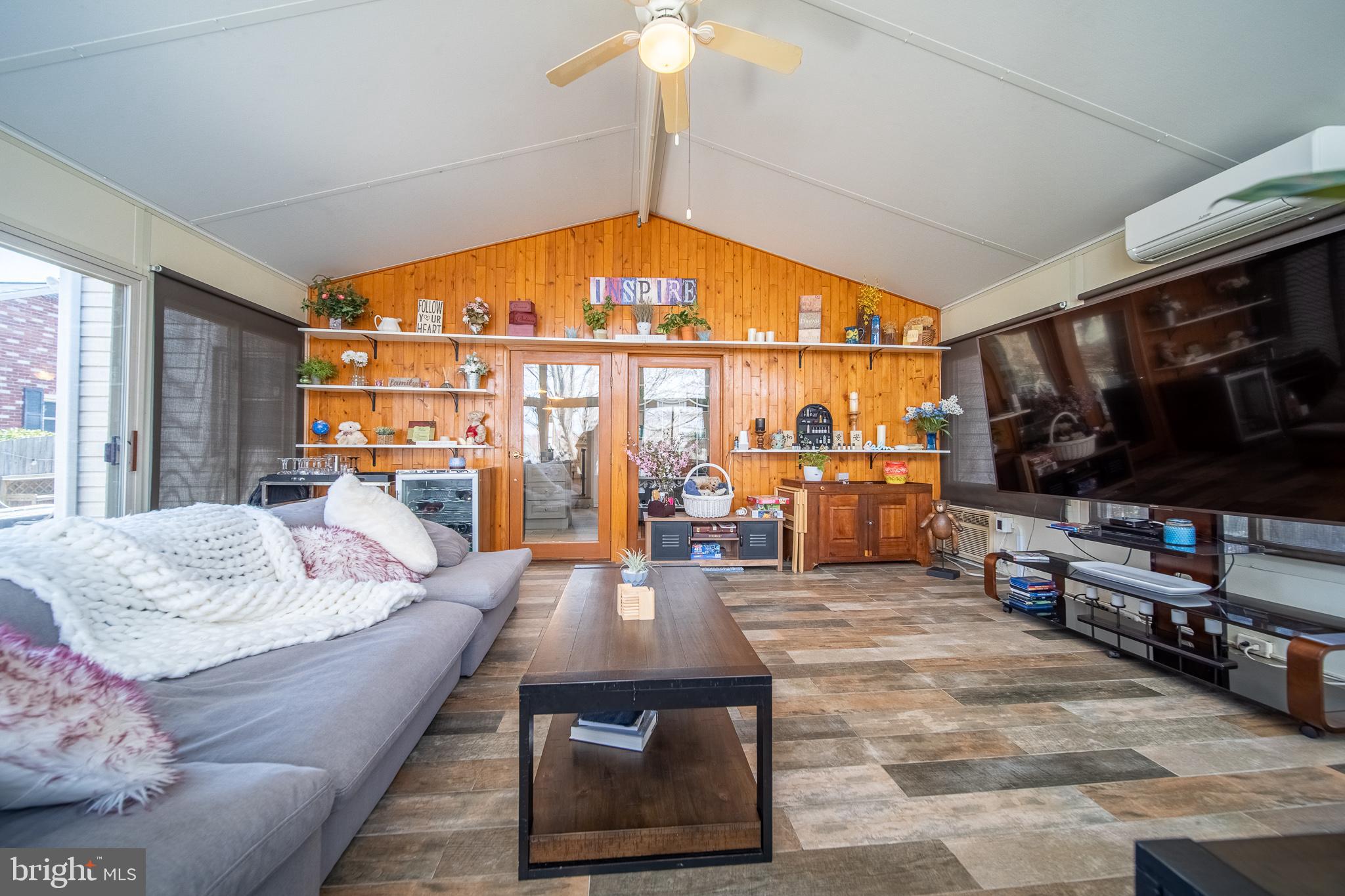 VALLEY VIEW - Residential