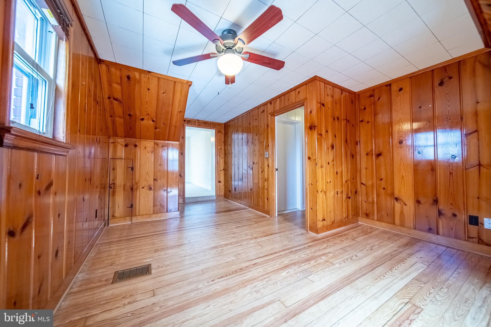 VALLEY VIEW - Residential