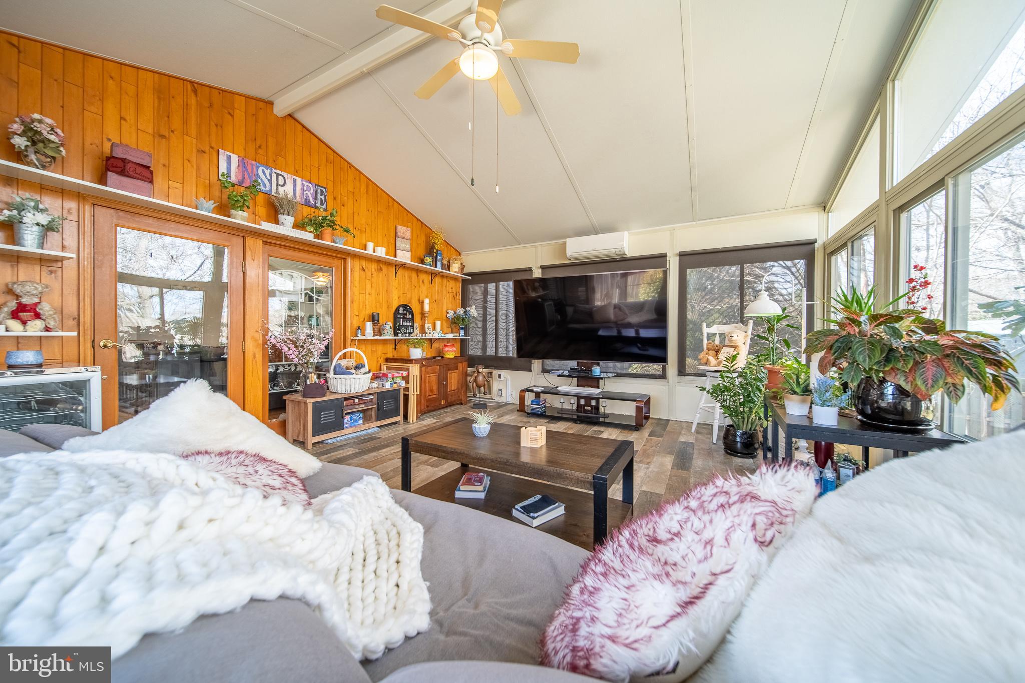 VALLEY VIEW - Residential