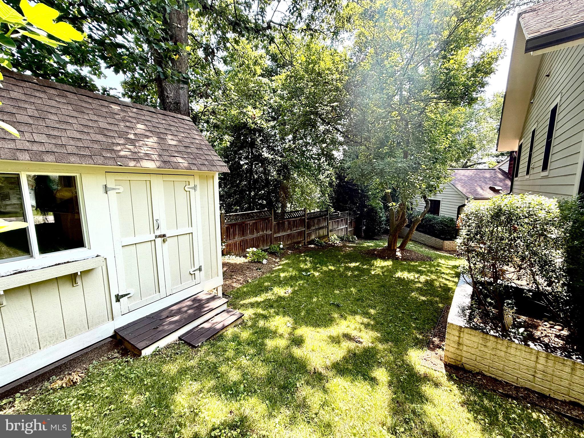 STONELEIGH - Residential