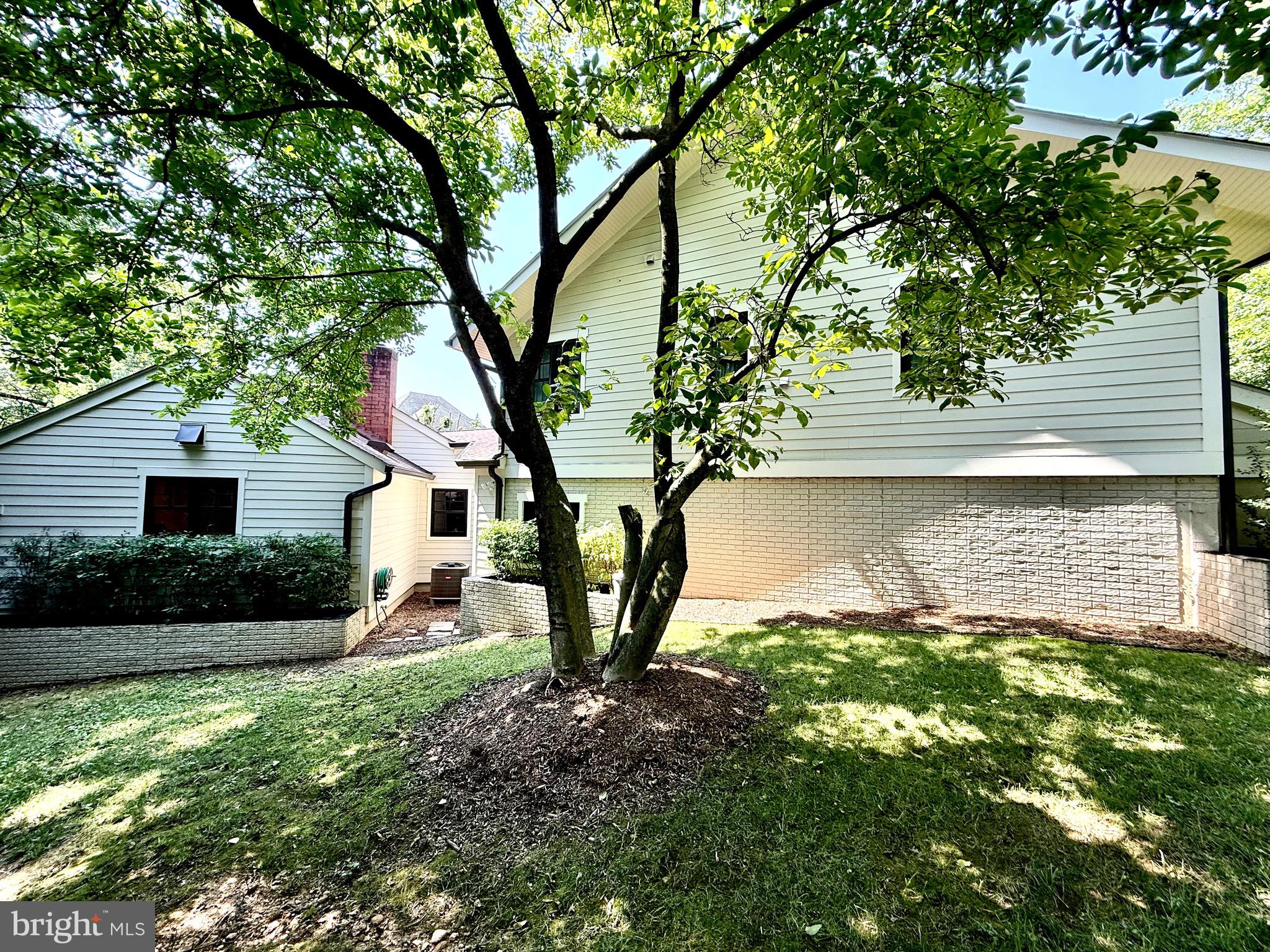 STONELEIGH - Residential