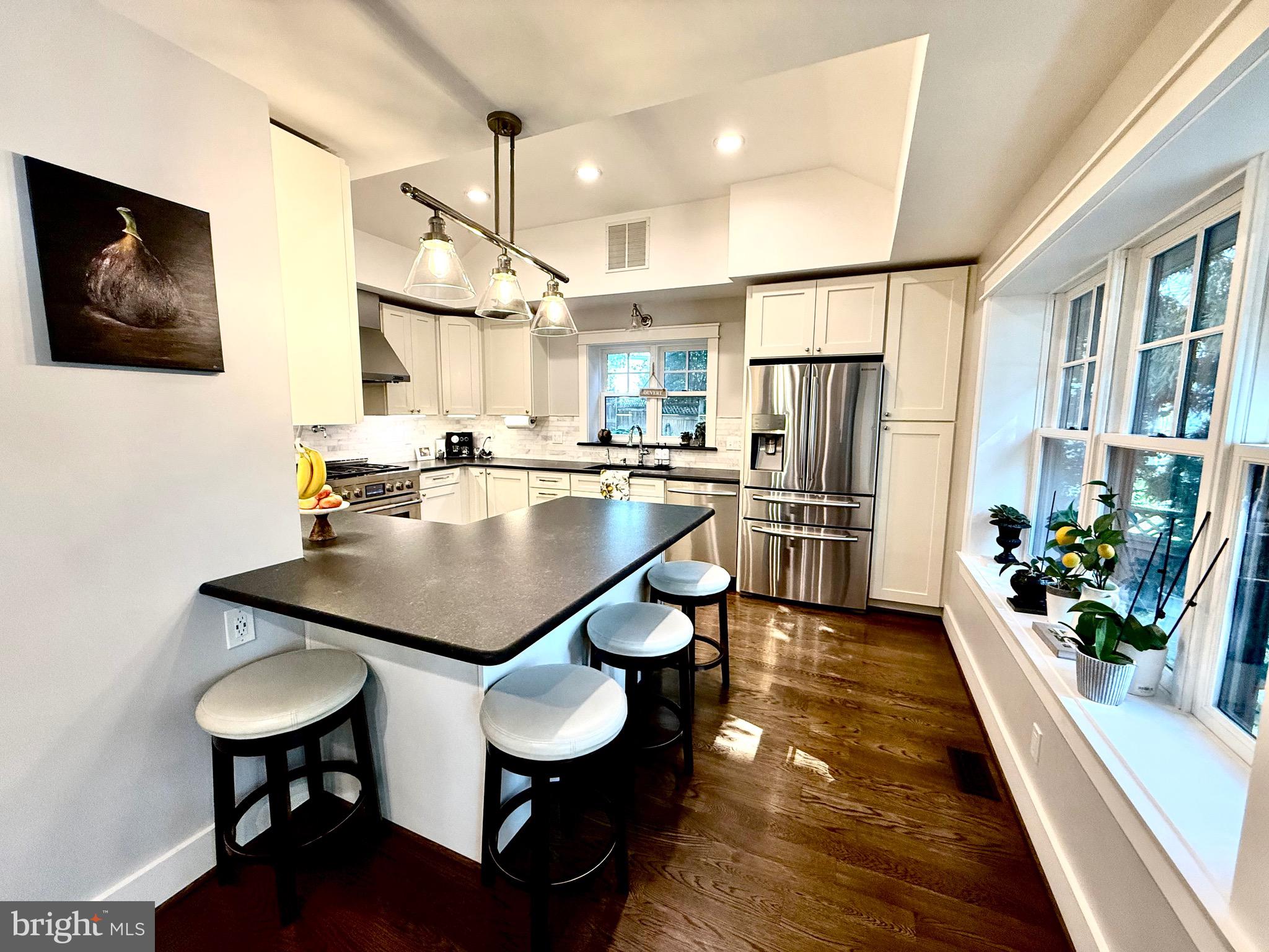 STONELEIGH - Residential