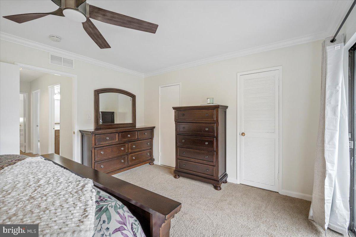 VANTAGE POINT - Residential