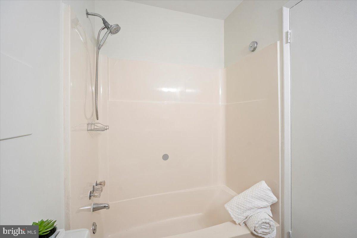 VANTAGE POINT - Residential