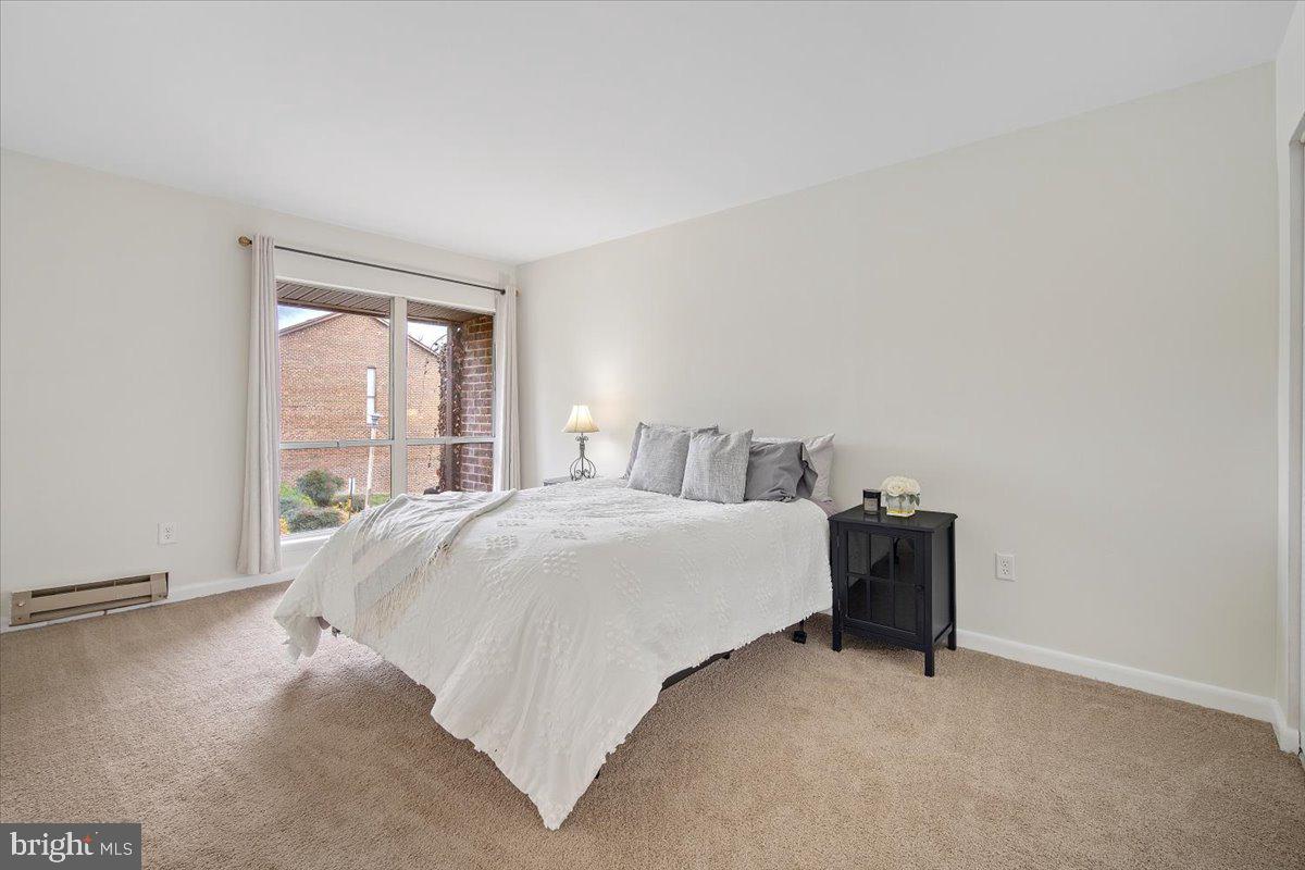 VANTAGE POINT - Residential