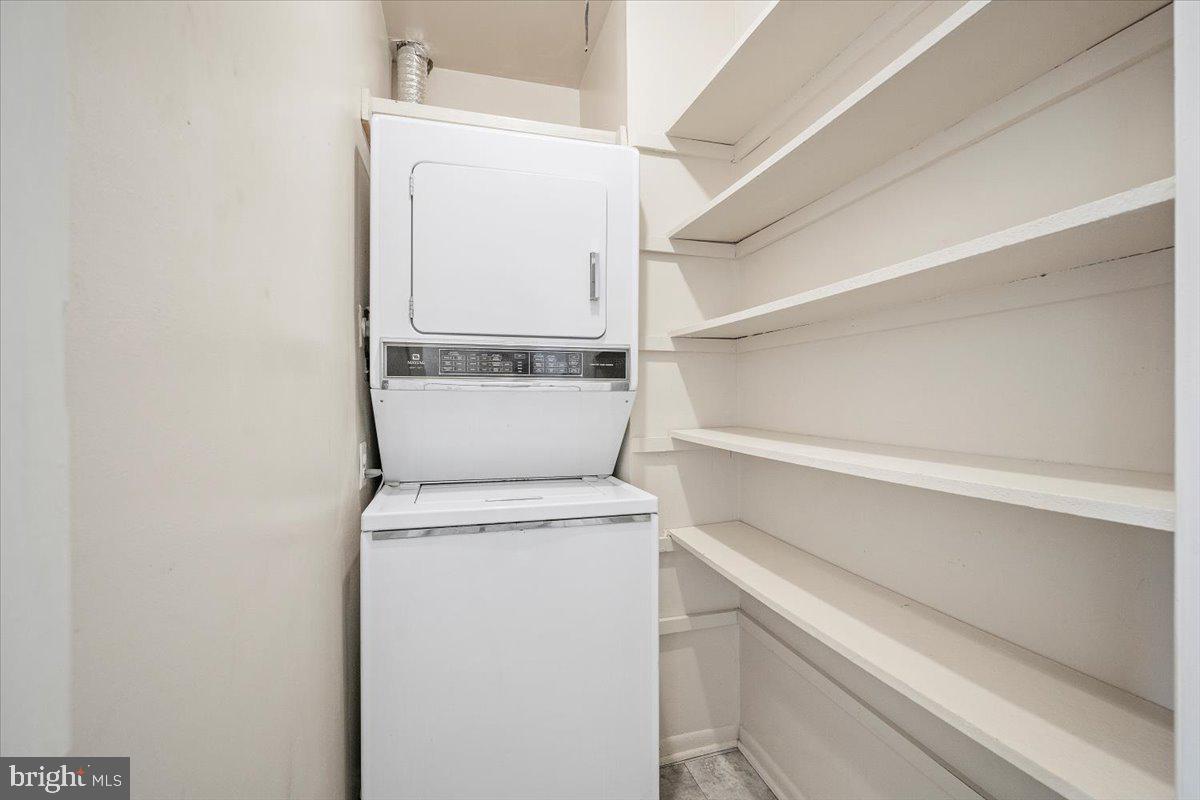 VANTAGE POINT - Residential