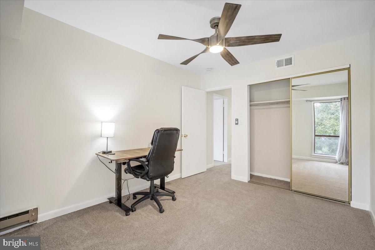 VANTAGE POINT - Residential