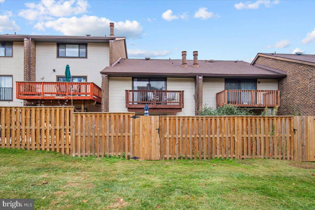 VANTAGE POINT - Residential