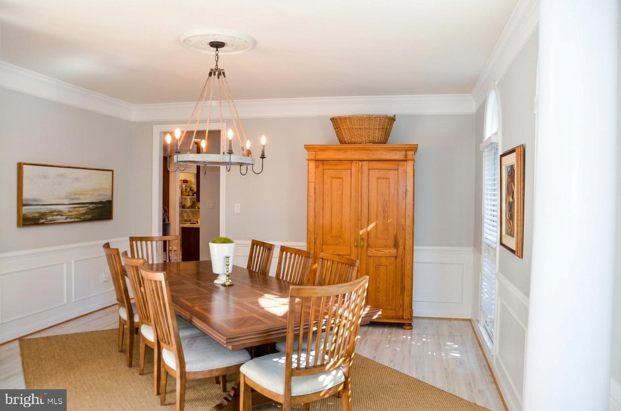 13813 GOLDEN FIELDS COURT