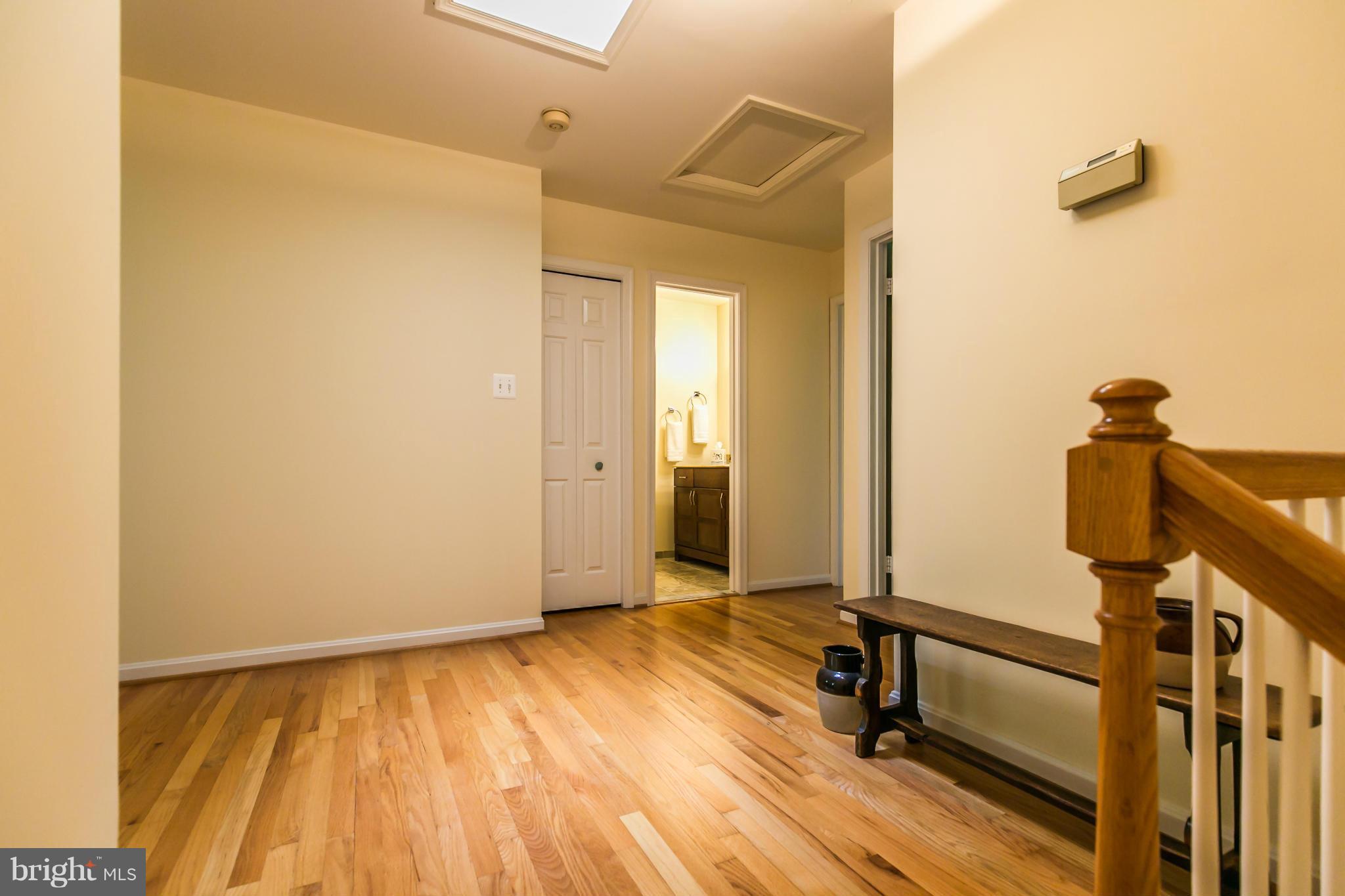 RESTON - Residential