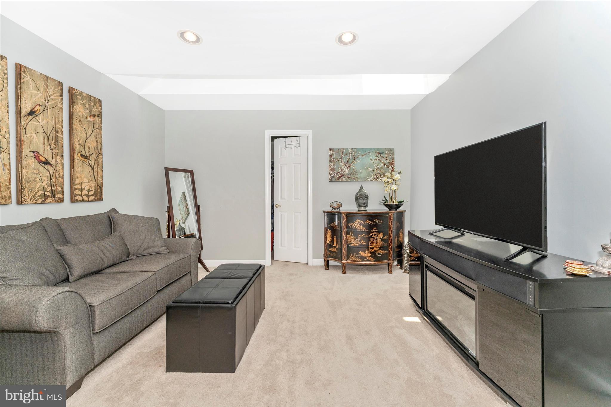 FAIRWAYS AT HOLLY HILL - Residential