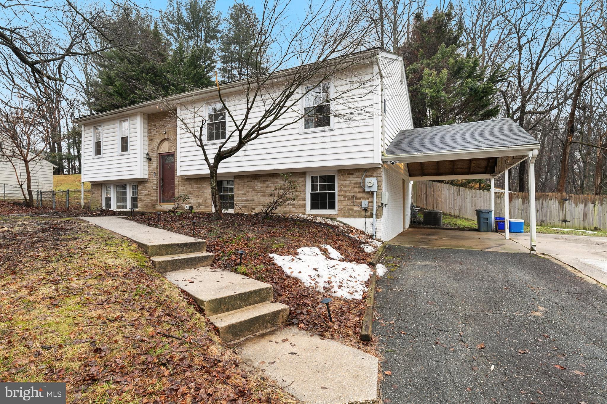 LAYHILL VILLAGE EAST - Residential