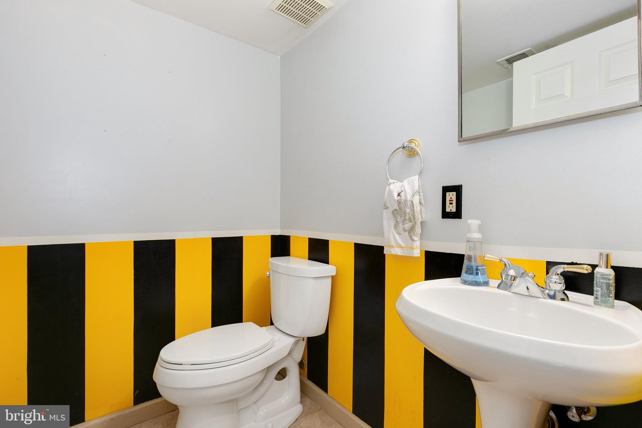 LAYHILL VILLAGE EAST - Residential