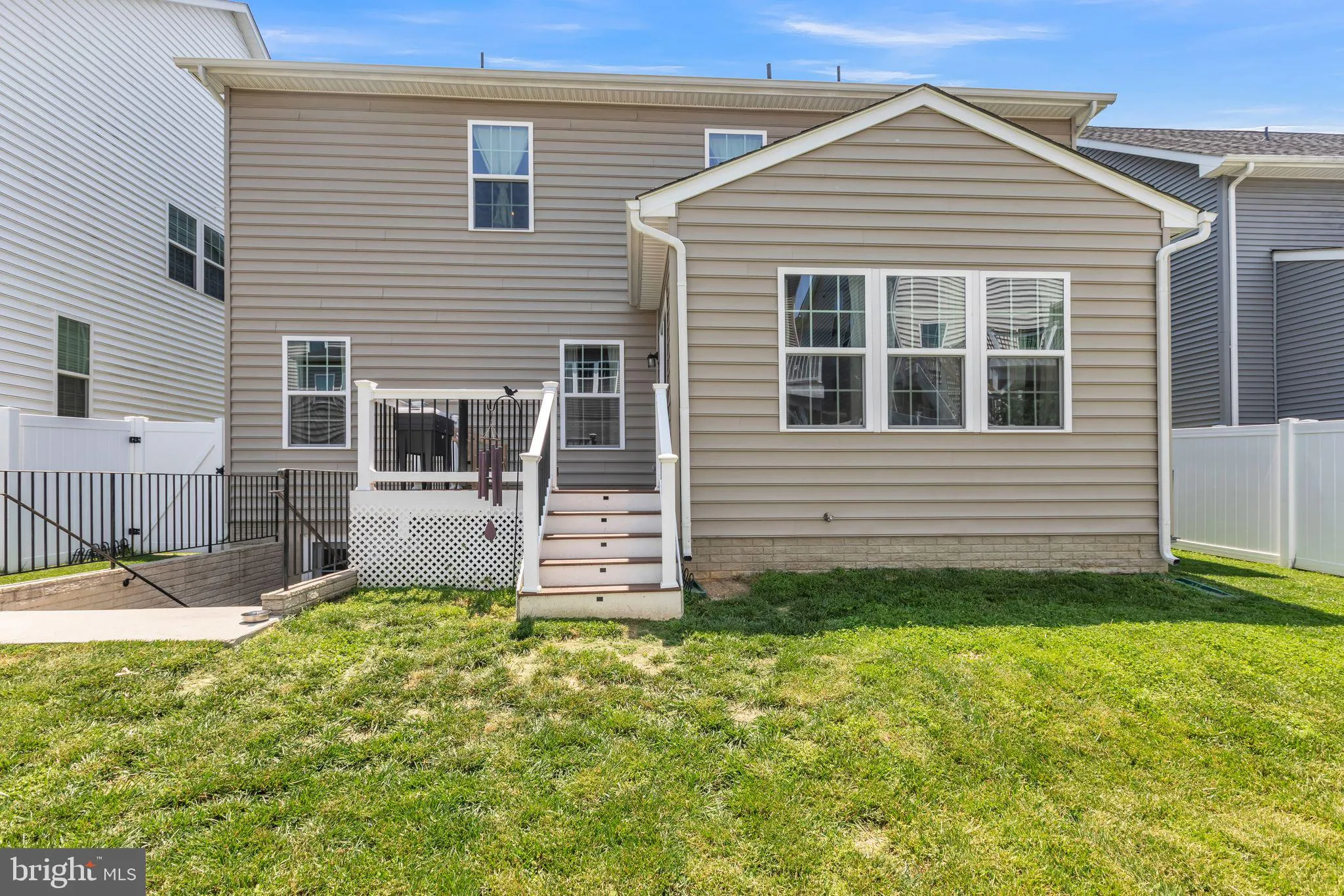 Burtonsville, Maryland 20866, United States, 5 Bedrooms Bedrooms, ,5 BathroomsBathrooms,Residential,Active,143108