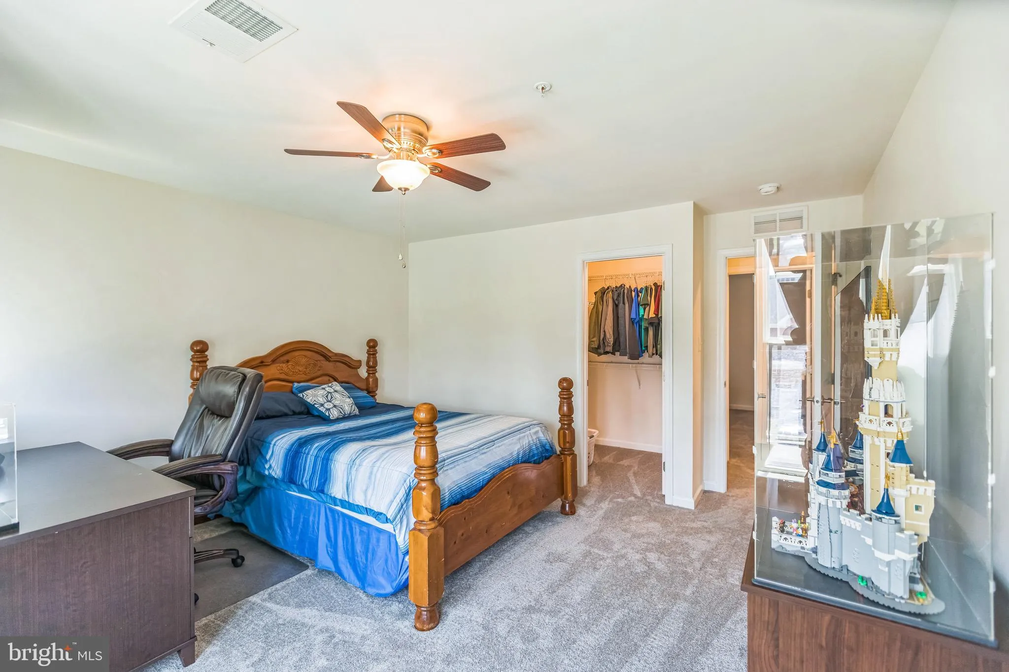 Burtonsville, Maryland 20866, United States, 5 Bedrooms Bedrooms, ,5 BathroomsBathrooms,Residential,Active,143108