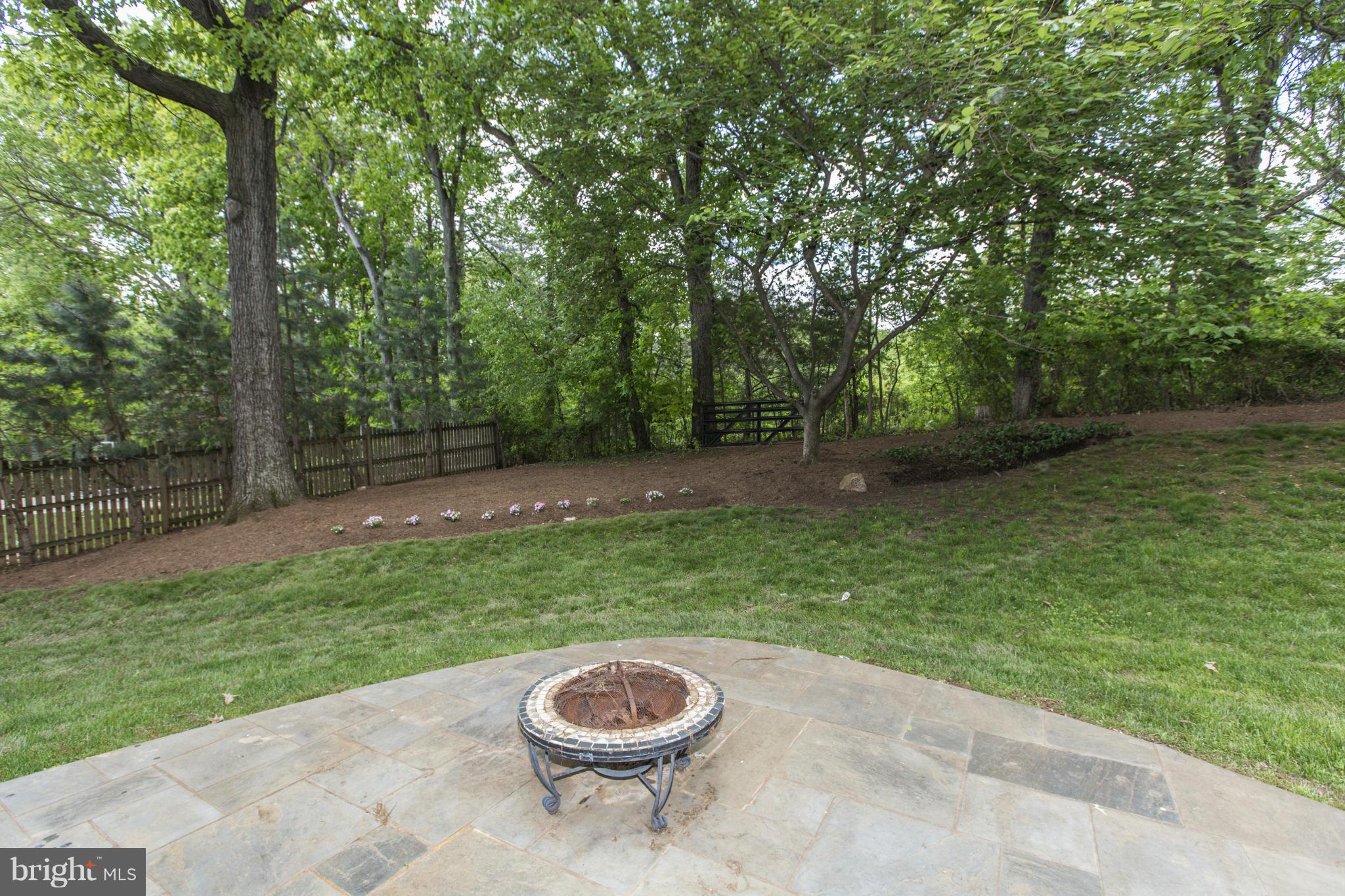 LYNWOOD - Residential