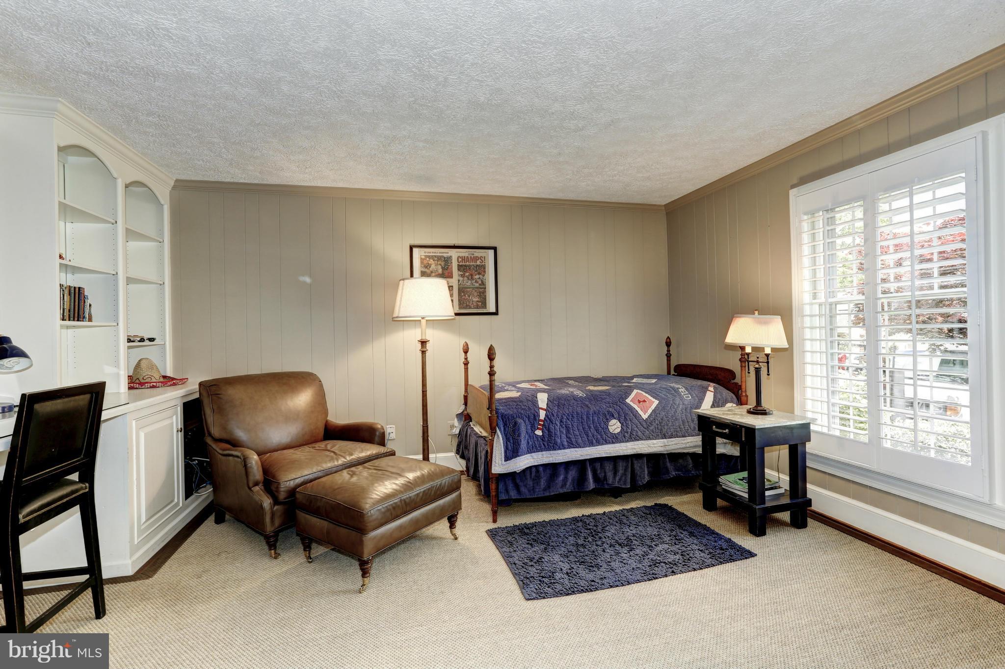 LYNWOOD - Residential