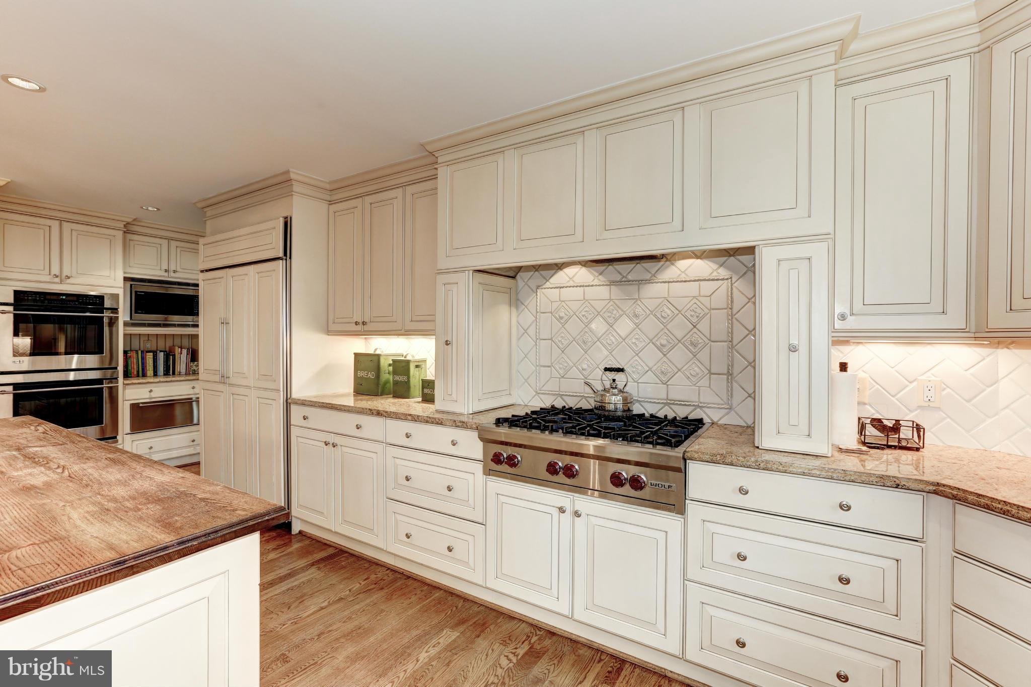 LYNWOOD - Residential