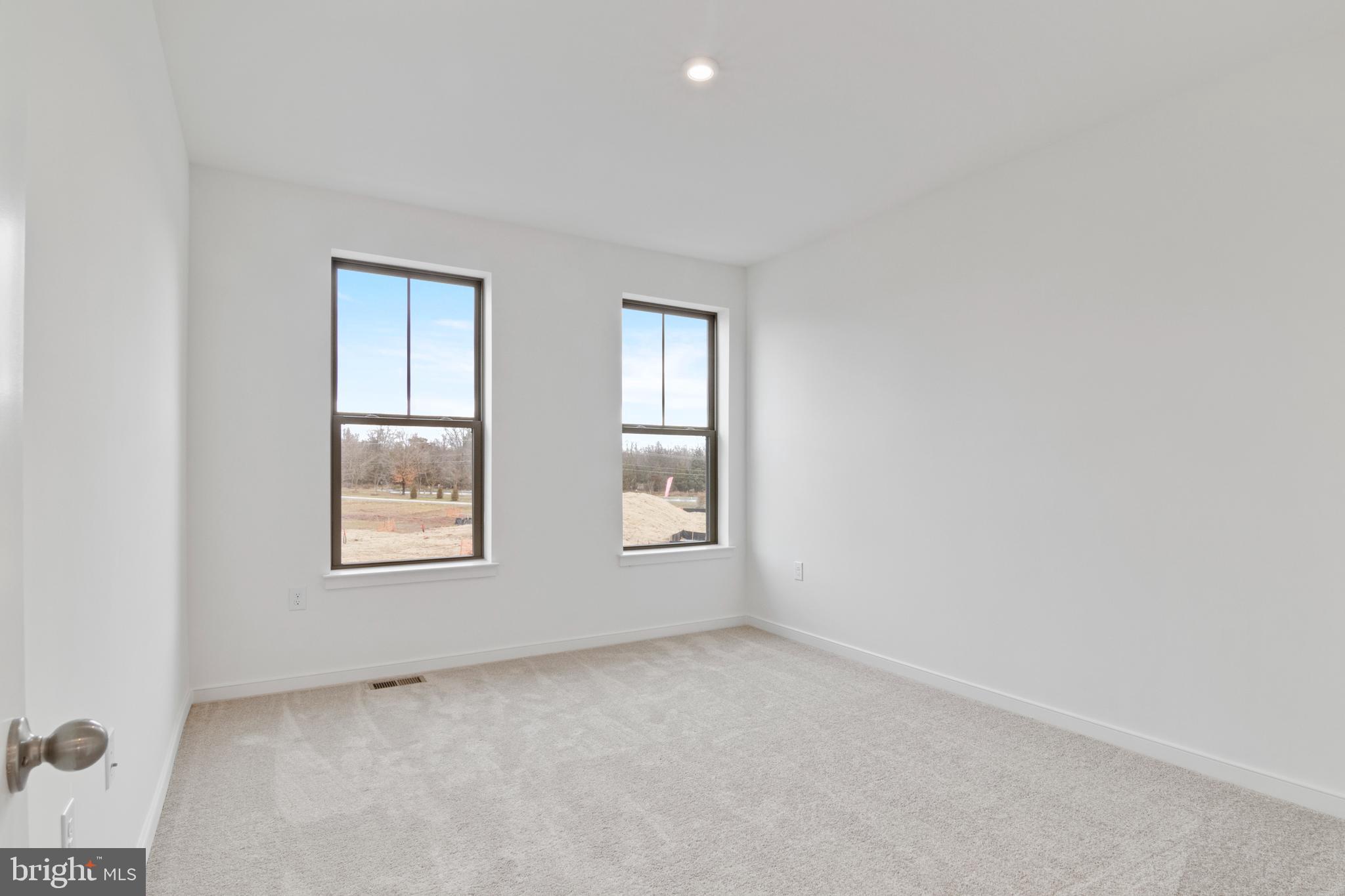 REGAL CHASE - Residential Lease