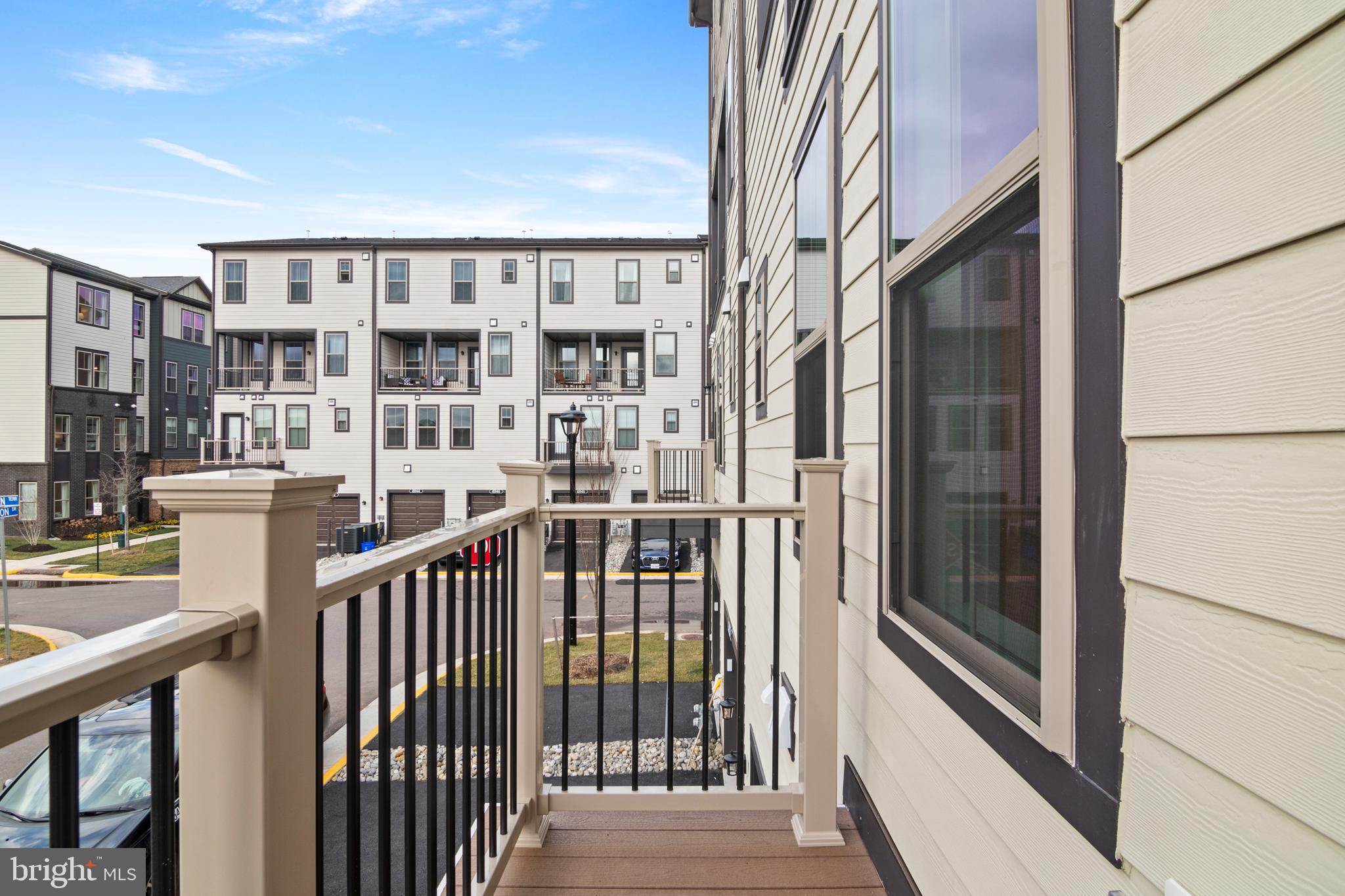 REGAL CHASE - Residential Lease