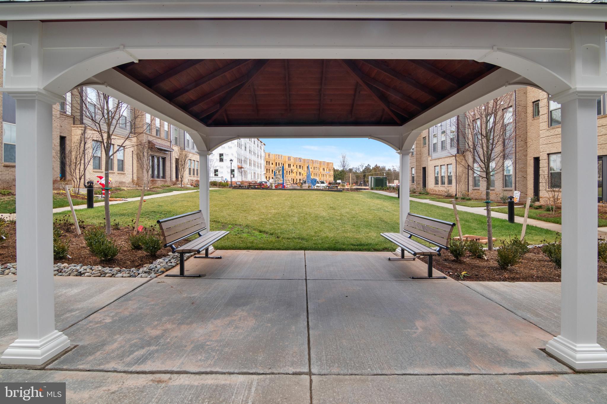 REGAL CHASE - Residential Lease