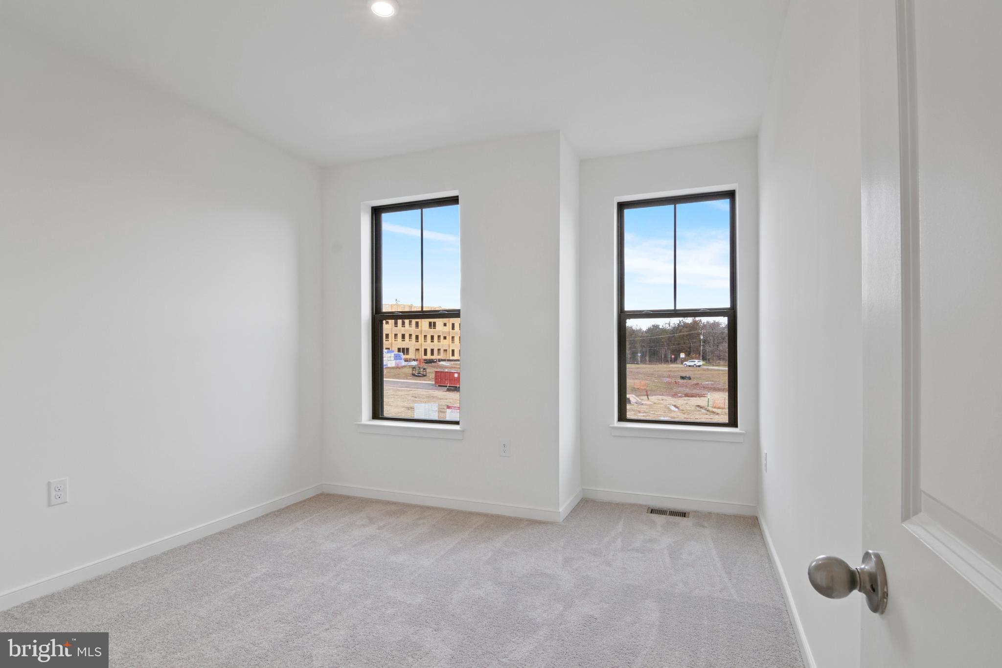 REGAL CHASE - Residential Lease