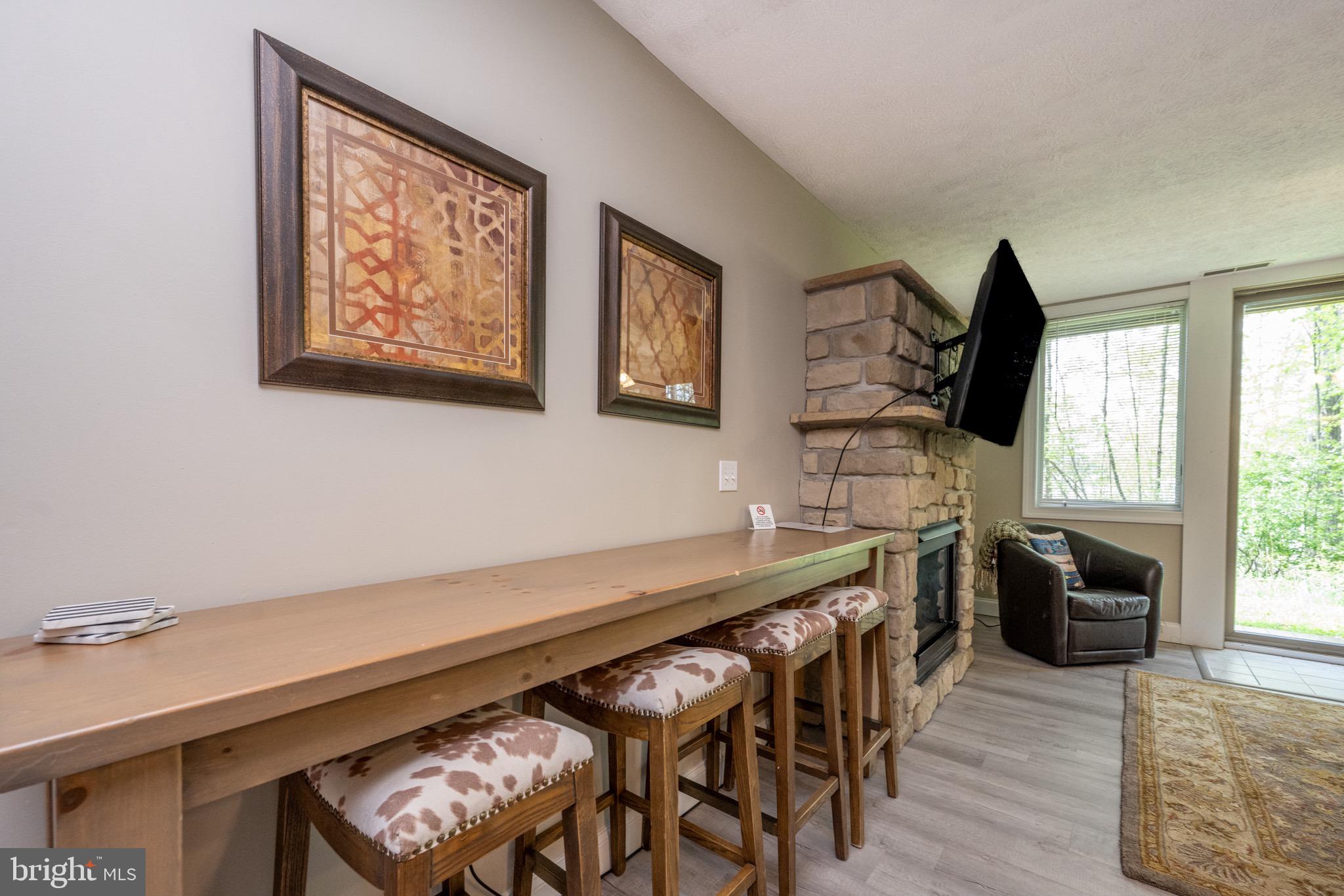 SILVER TREE LANDING - Residential