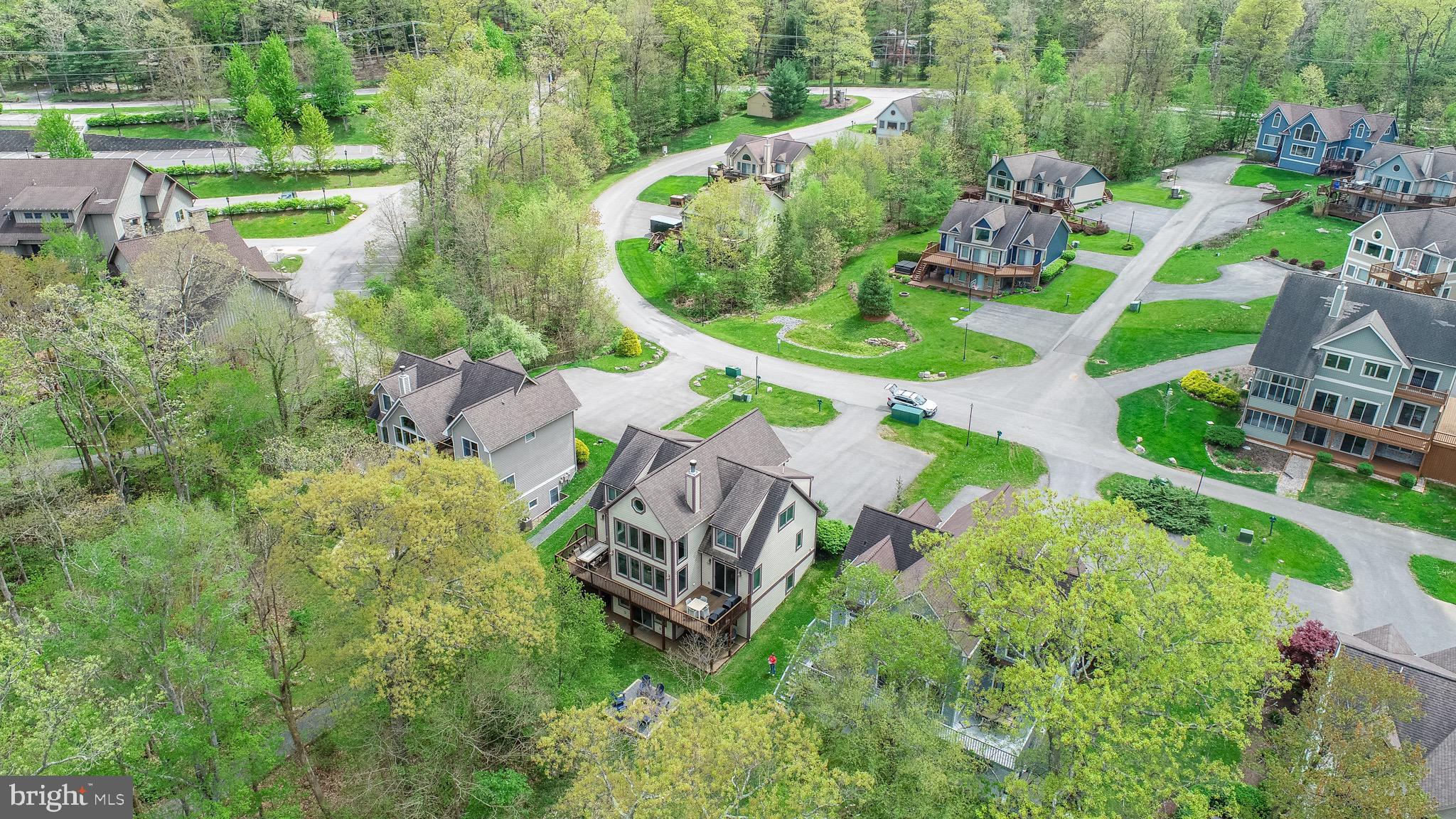 SILVER TREE LANDING - Residential