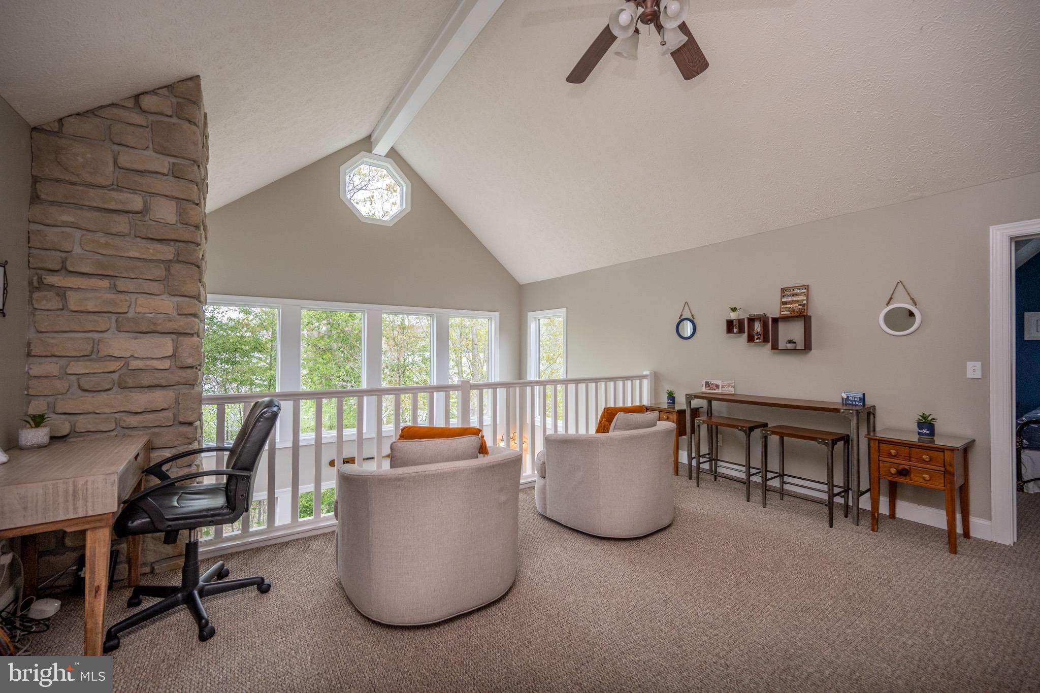 SILVER TREE LANDING - Residential