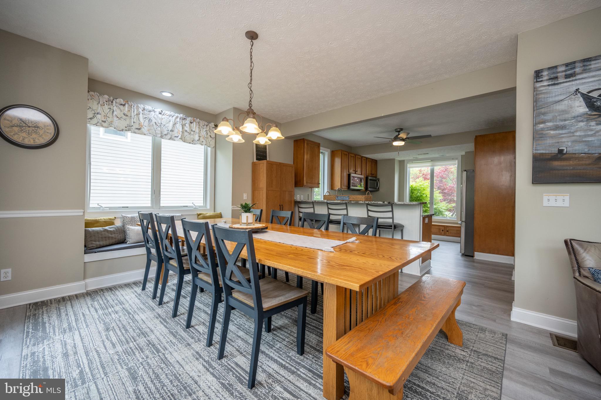 SILVER TREE LANDING - Residential