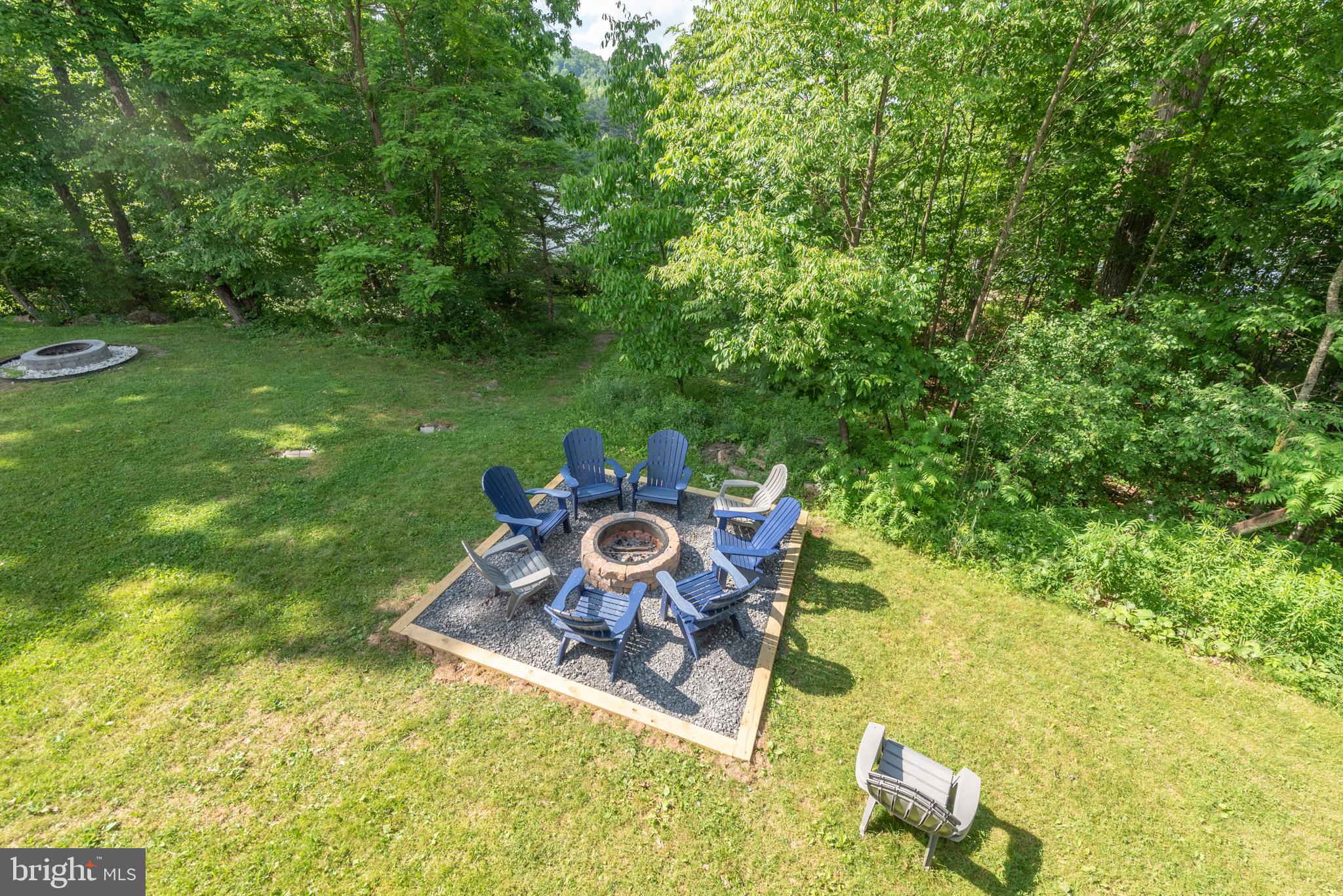 SILVER TREE LANDING - Residential