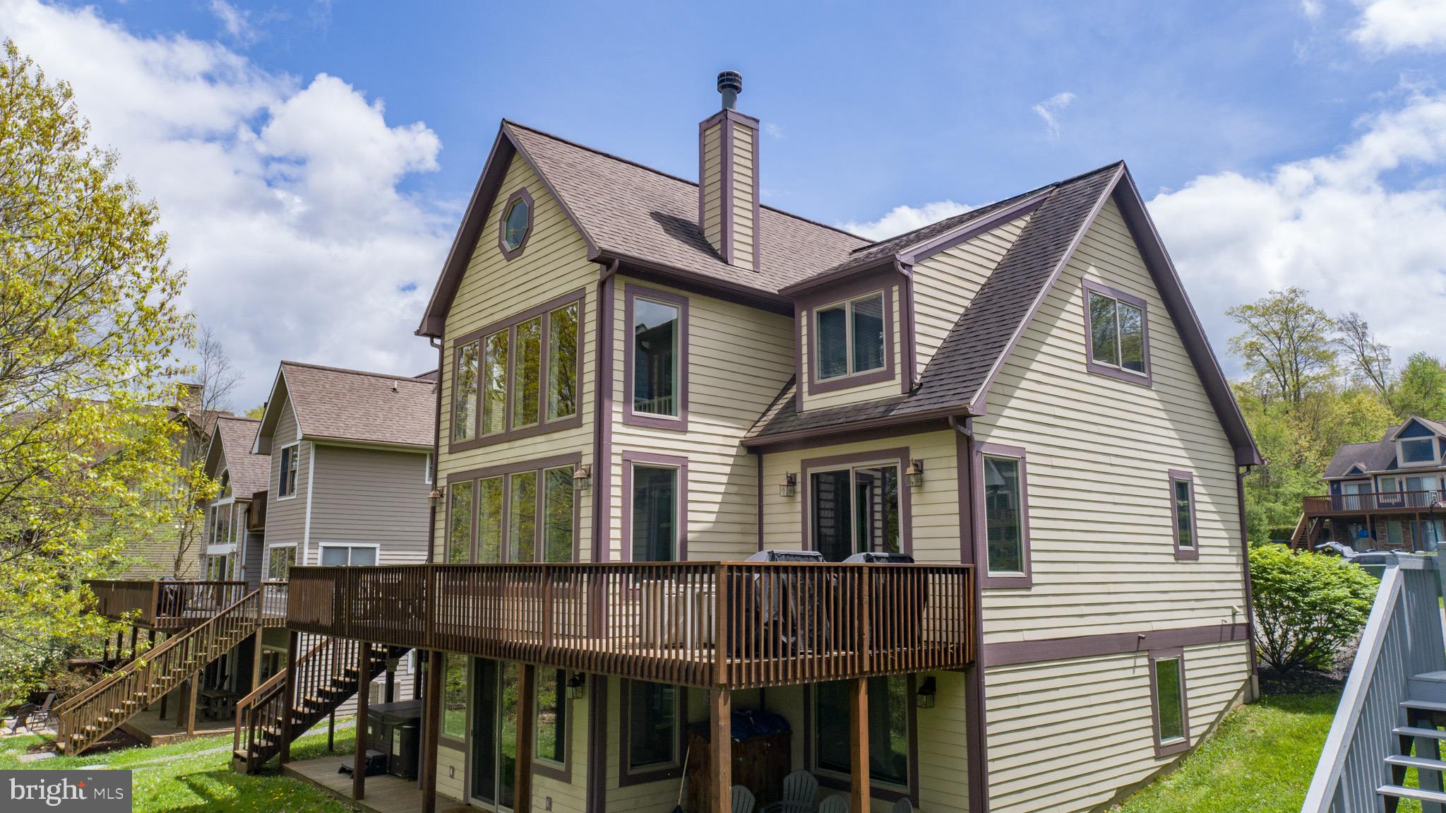 SILVER TREE LANDING - Residential