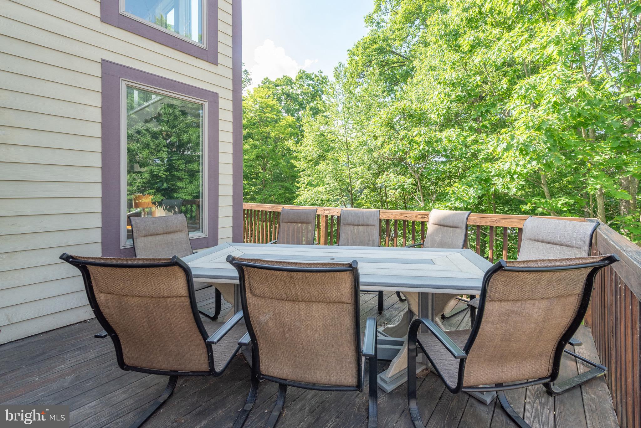 SILVER TREE LANDING - Residential